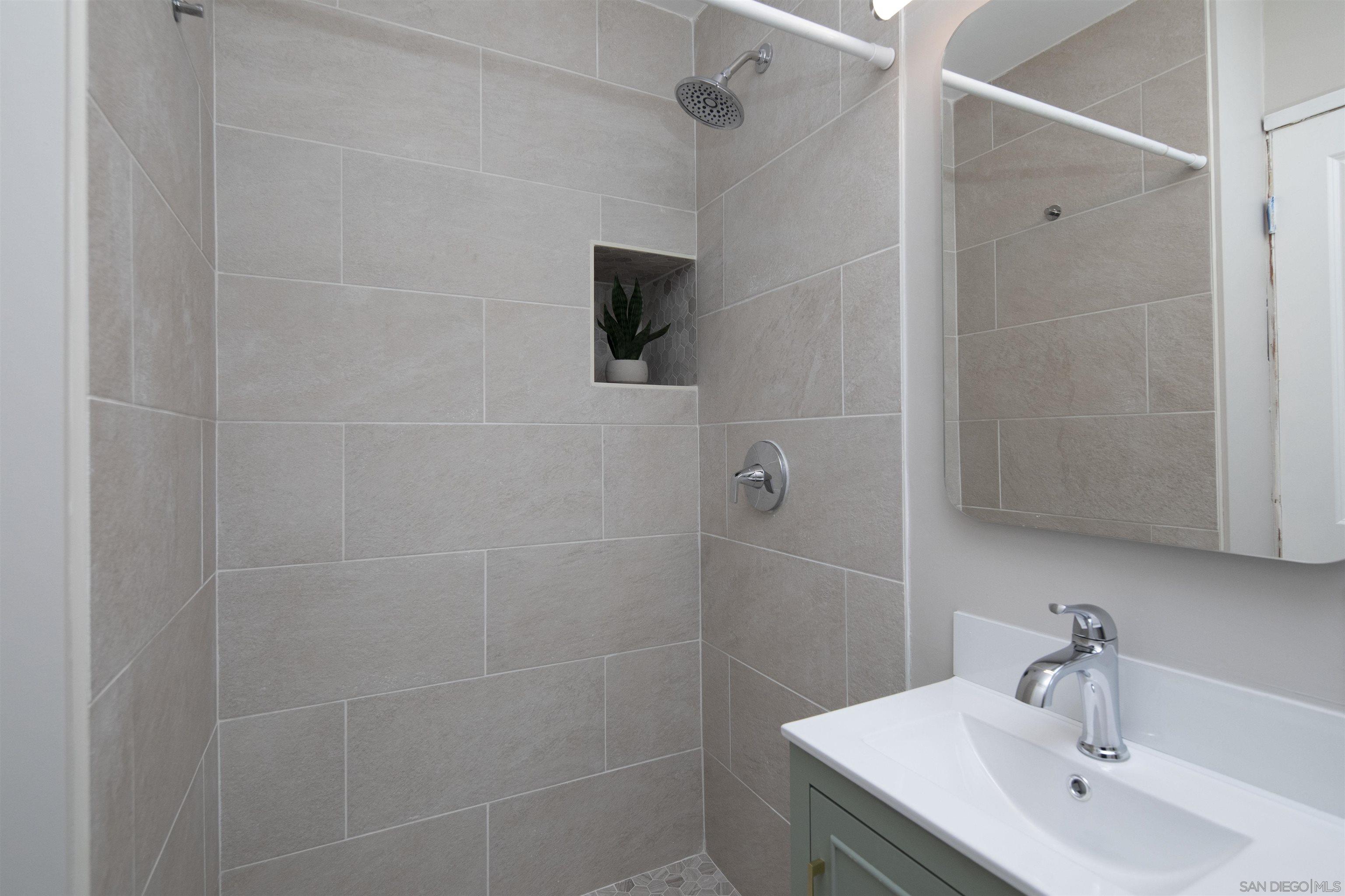 Detail Gallery Image 29 of 29 For 4413  Mount Henry Avenue, San Diego,  CA 92117 - 3 Beds | 2/1 Baths