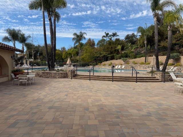 Detail Gallery Image 13 of 16 For 2466  Falcon Valley, Chula Vista,  CA 91914 - 4 Beds | 3 Baths