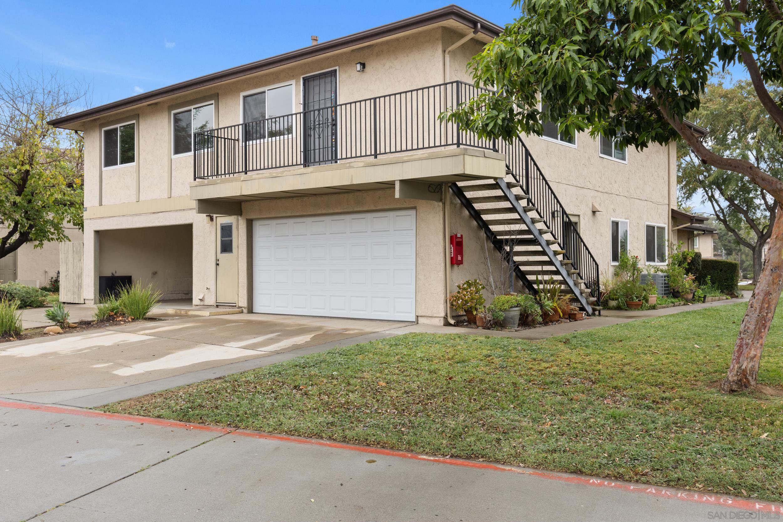Detail Gallery Image 2 of 25 For 9855  Mission Greens Ct  #4,  Santee,  CA 92071 - 2 Beds | 1 Baths