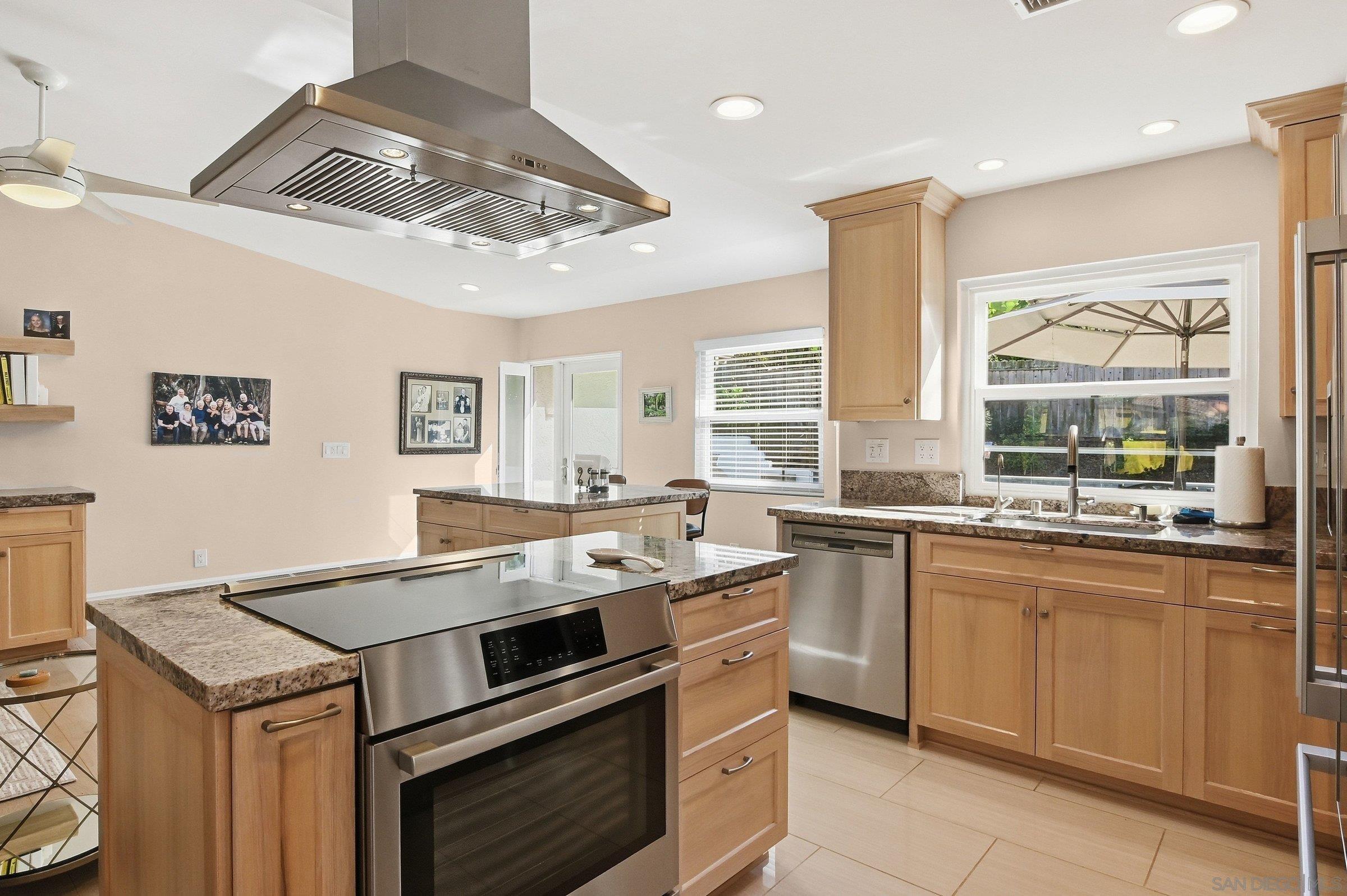 Detail Gallery Image 24 of 51 For 1693  Honeysuckle Ct, Encinitas,  CA 92024 - 3 Beds | 2 Baths