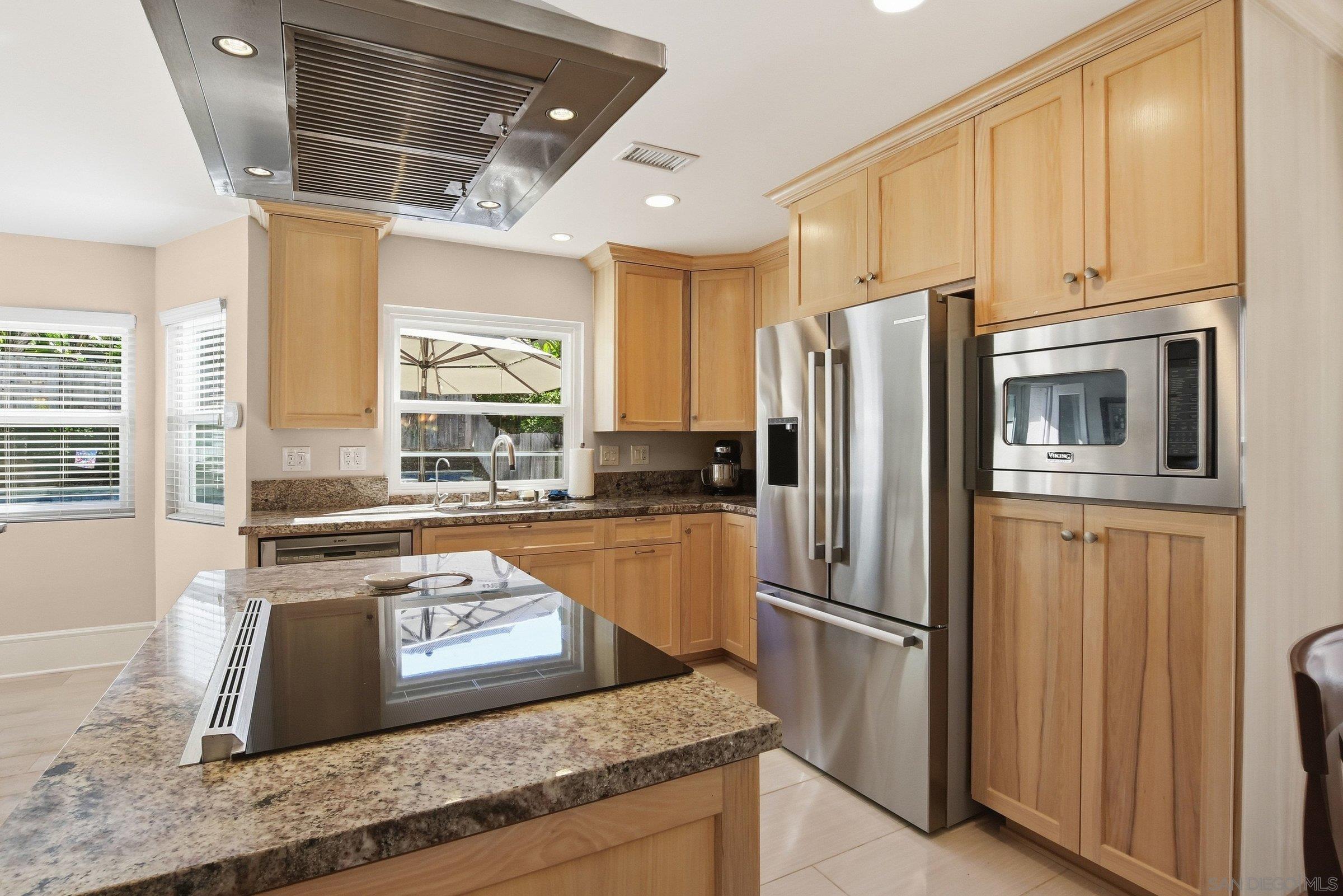 Detail Gallery Image 25 of 51 For 1693  Honeysuckle Ct, Encinitas,  CA 92024 - 3 Beds | 2 Baths