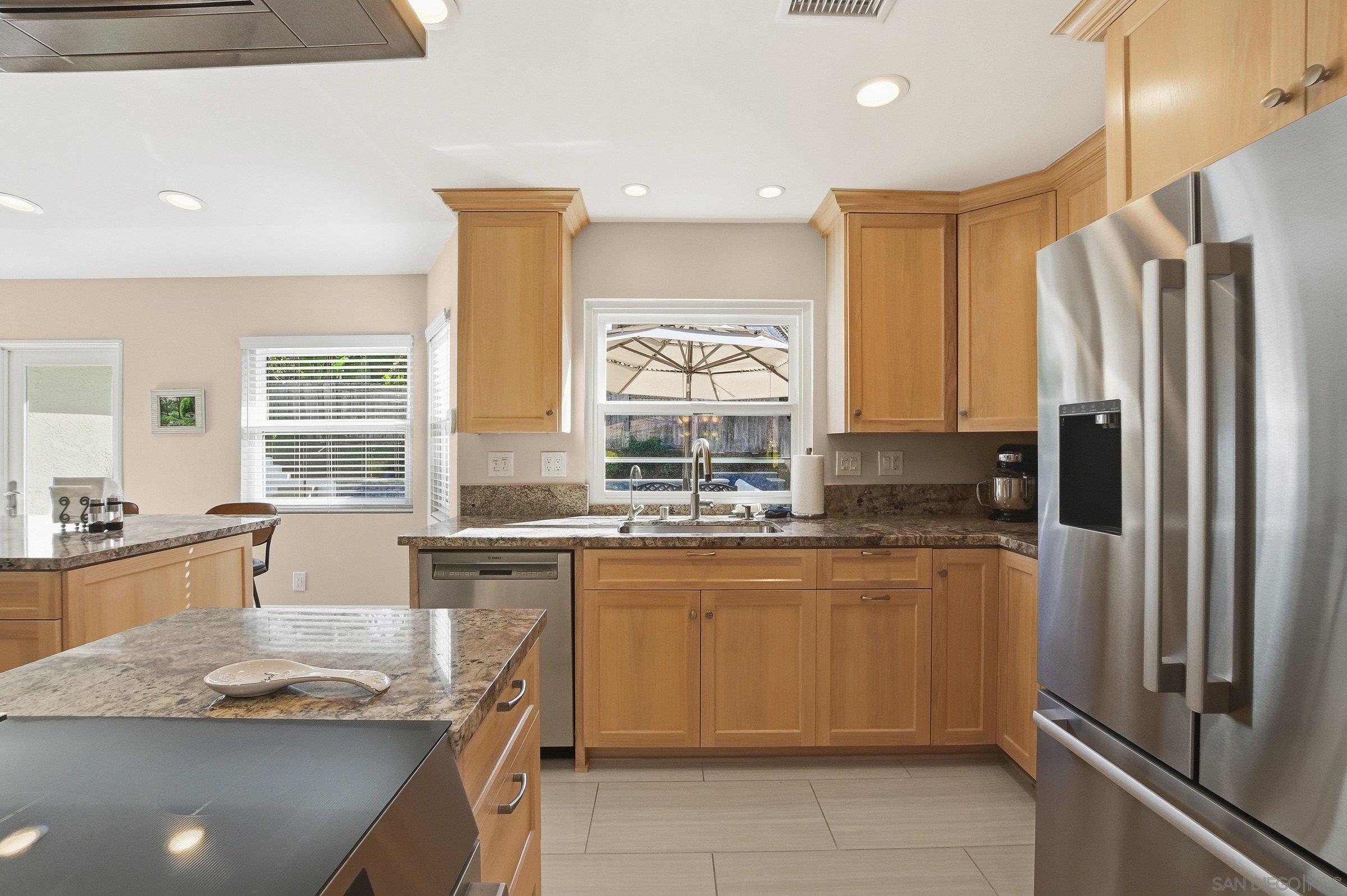 Detail Gallery Image 26 of 51 For 1693  Honeysuckle Ct, Encinitas,  CA 92024 - 3 Beds | 2 Baths