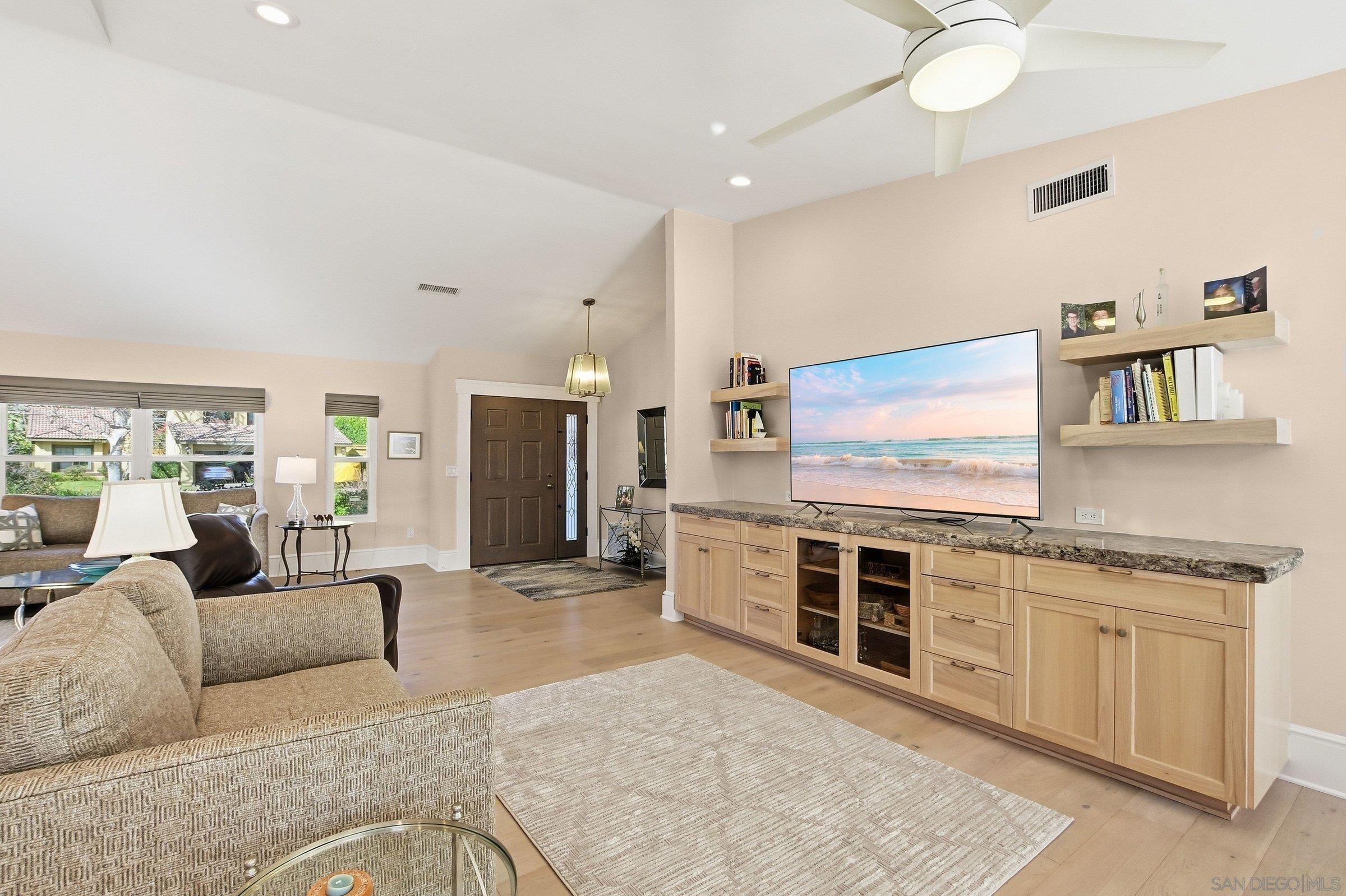 Detail Gallery Image 34 of 51 For 1693  Honeysuckle Ct, Encinitas,  CA 92024 - 3 Beds | 2 Baths