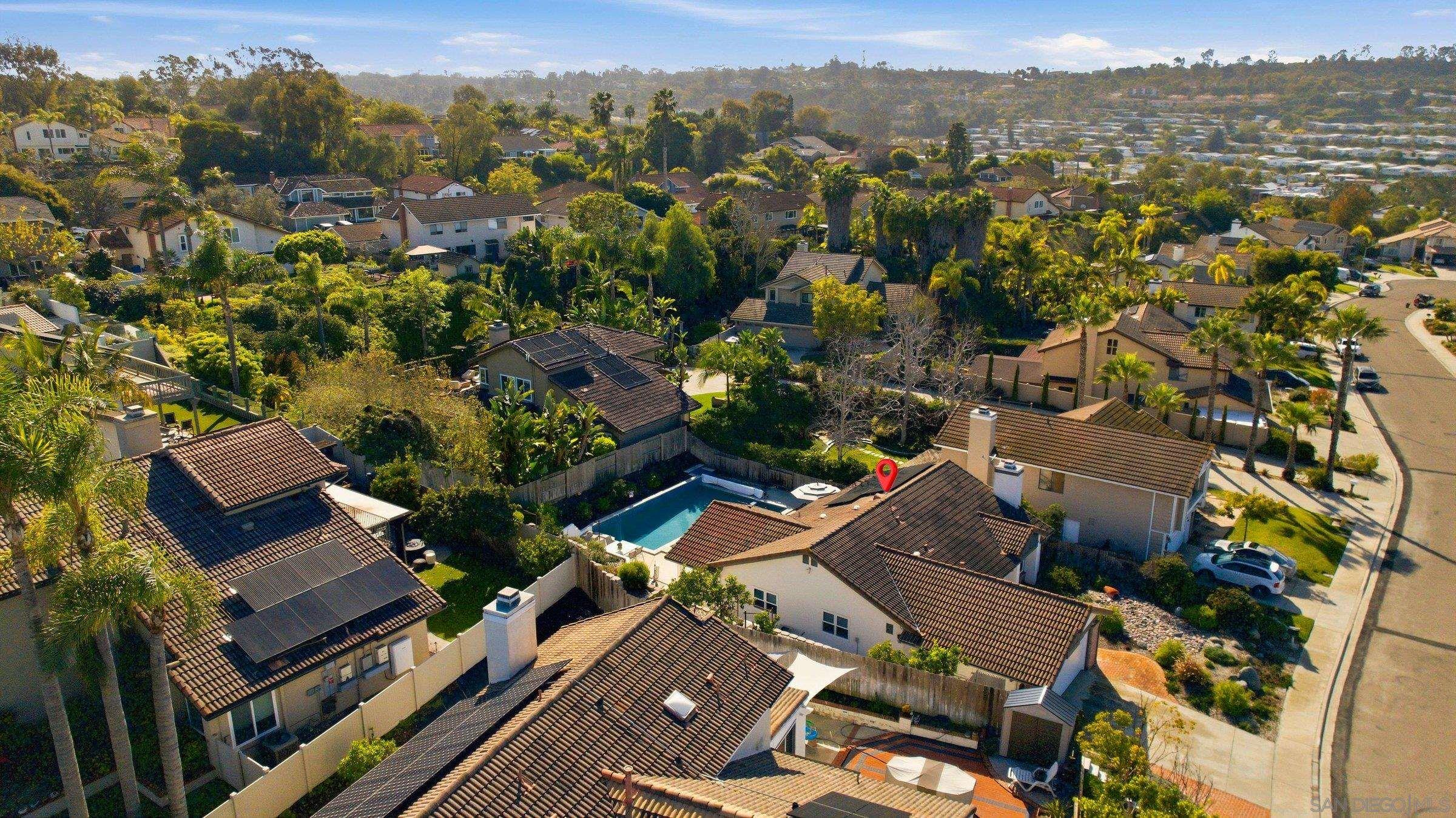 Detail Gallery Image 10 of 51 For 1693  Honeysuckle Ct, Encinitas,  CA 92024 - 3 Beds | 2 Baths