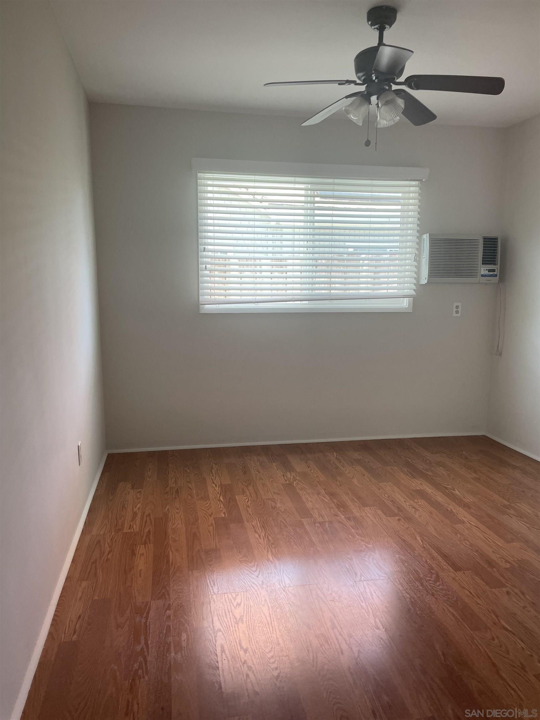 Detail Gallery Image 11 of 28 For 1078-82  Hayes Ave, San Diego,  CA 92103 - – Beds | – Baths