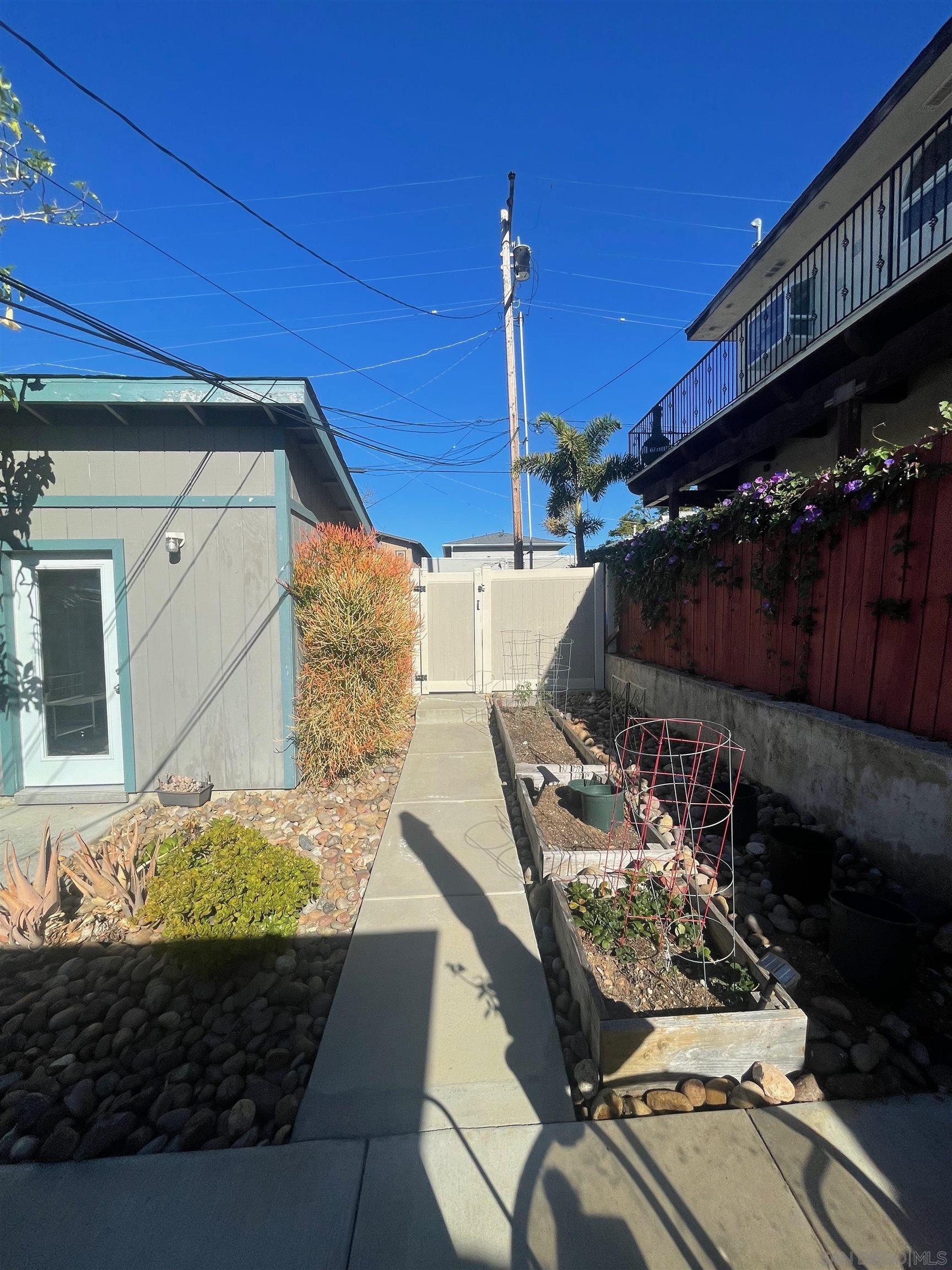 Detail Gallery Image 20 of 28 For 1078-82  Hayes Ave, San Diego,  CA 92103 - – Beds | – Baths