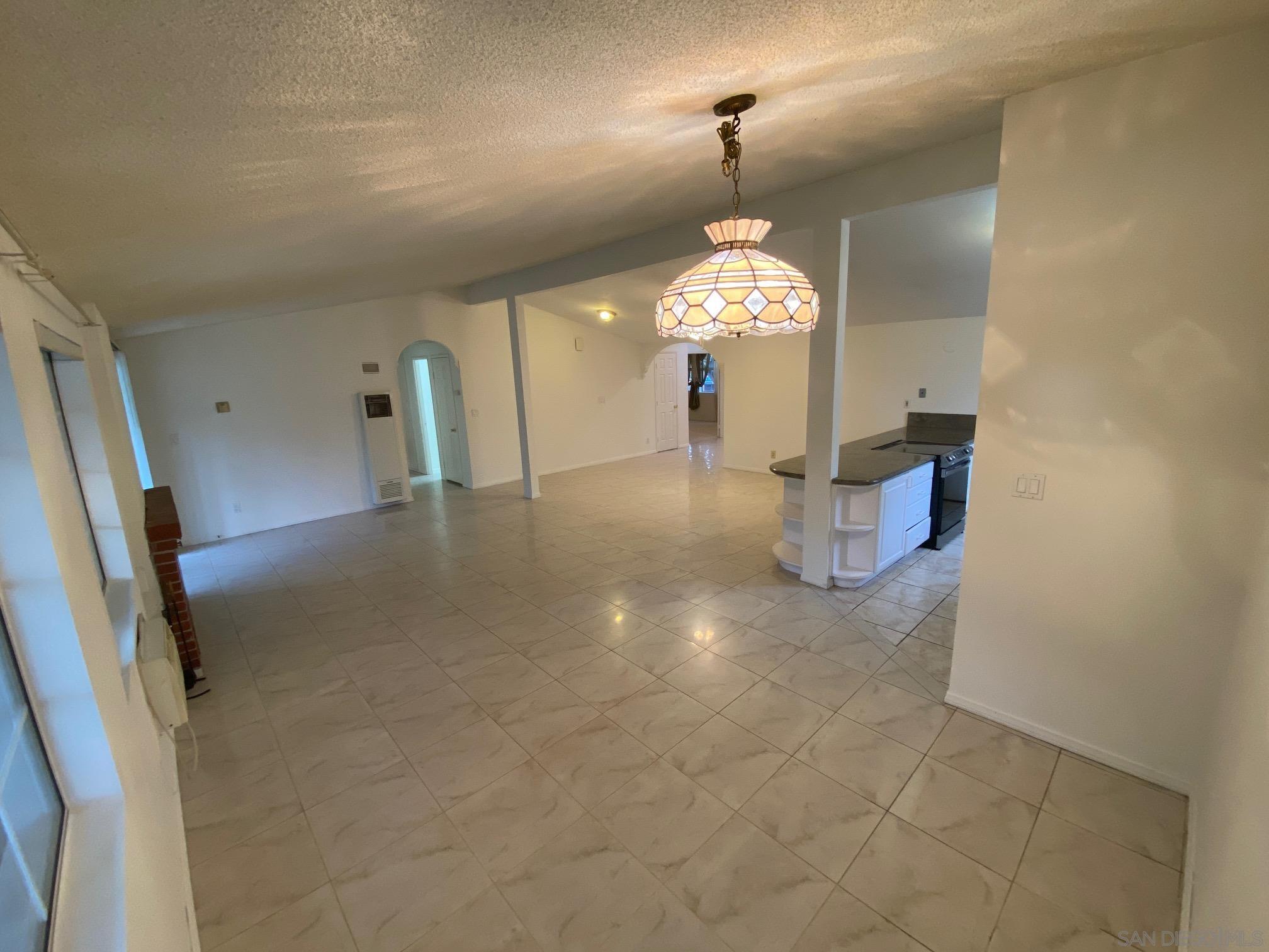 Detail Gallery Image 17 of 33 For 9516  Larrabee Ave, San Diego,  CA 92123 - 4 Beds | 3 Baths