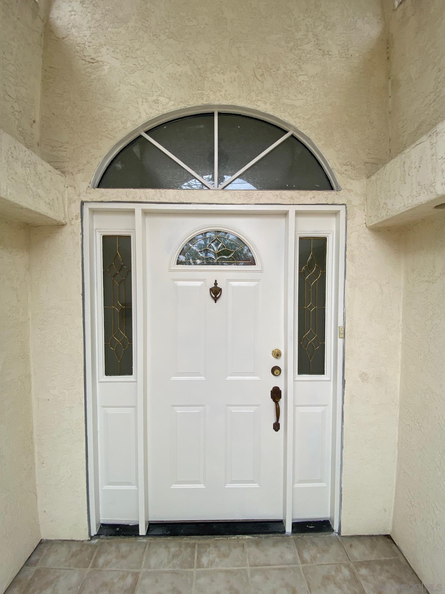 Detail Gallery Image 4 of 33 For 9516  Larrabee Ave, San Diego,  CA 92123 - 4 Beds | 3 Baths