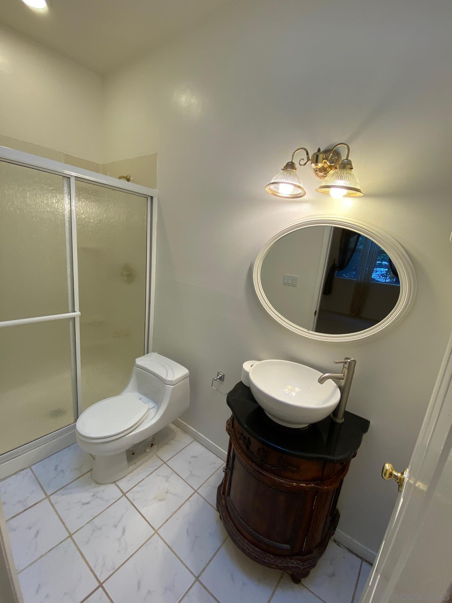 Detail Gallery Image 8 of 33 For 9516  Larrabee Ave, San Diego,  CA 92123 - 4 Beds | 3 Baths