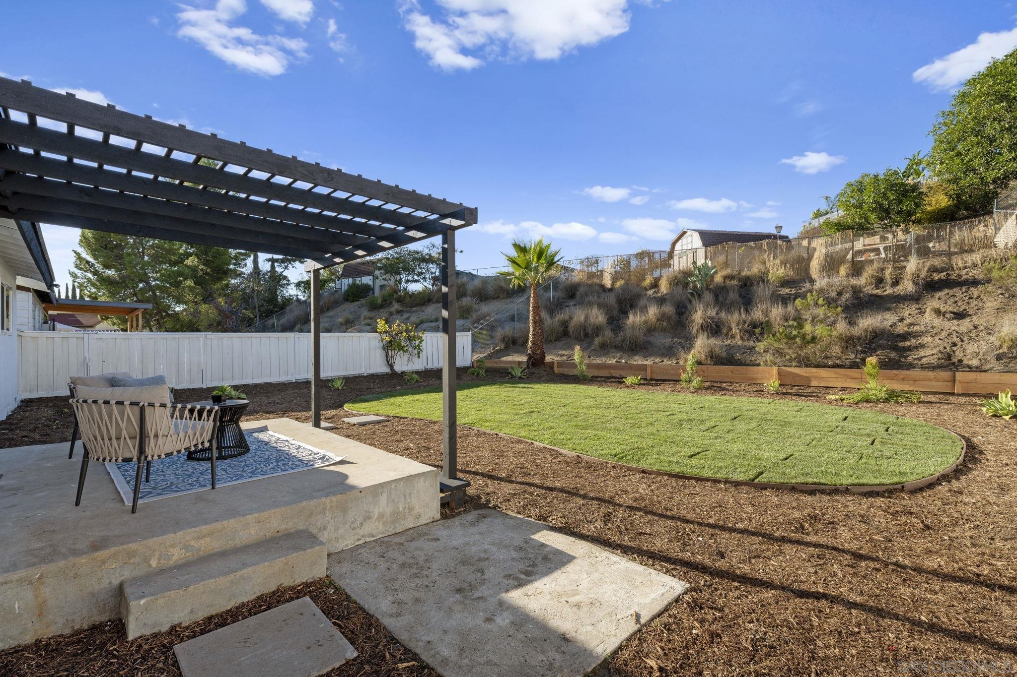 Detail Gallery Image 14 of 15 For 13442  Mountainside Dr, Poway,  CA 92064 - 3 Beds | 2 Baths