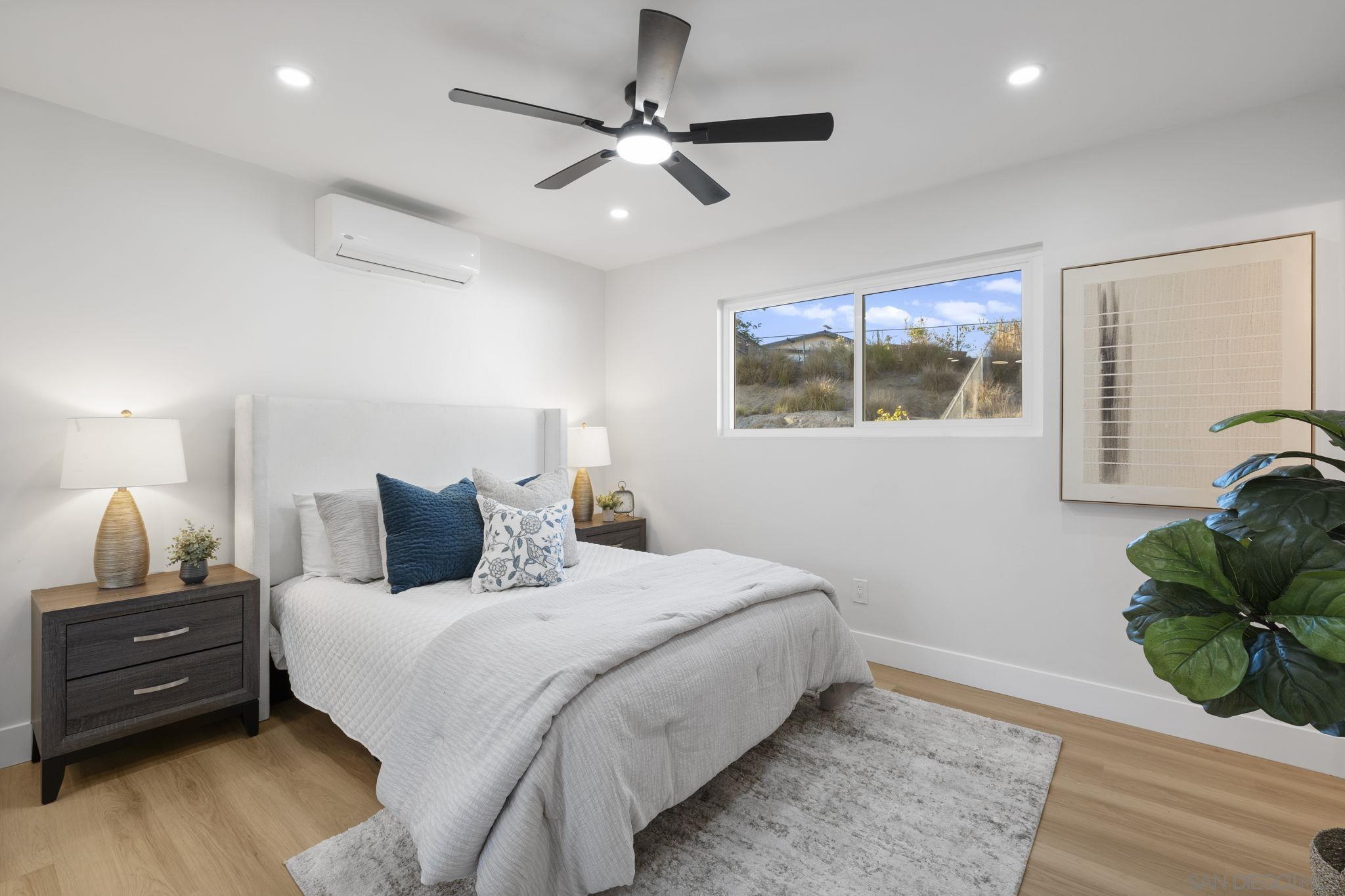 Detail Gallery Image 9 of 15 For 13442  Mountainside Dr, Poway,  CA 92064 - 3 Beds | 2 Baths