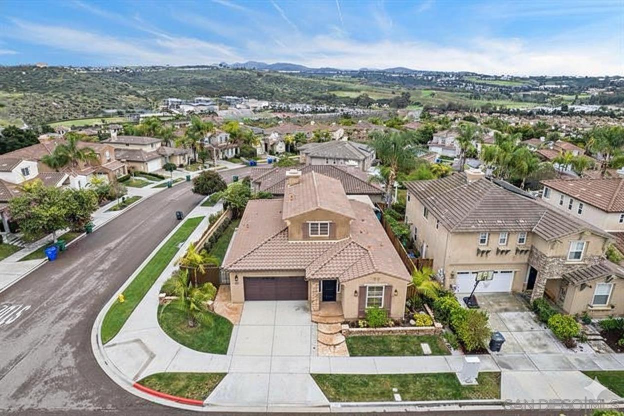 Detail Gallery Image 35 of 48 For 3476  Pleasant Vale Dr, Carlsbad,  CA 92010 - 4 Beds | 2/1 Baths