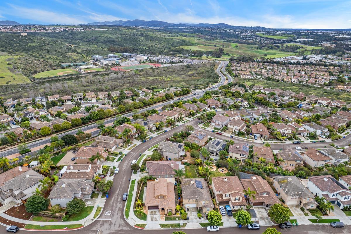 Detail Gallery Image 40 of 48 For 3476  Pleasant Vale Dr, Carlsbad,  CA 92010 - 4 Beds | 2/1 Baths
