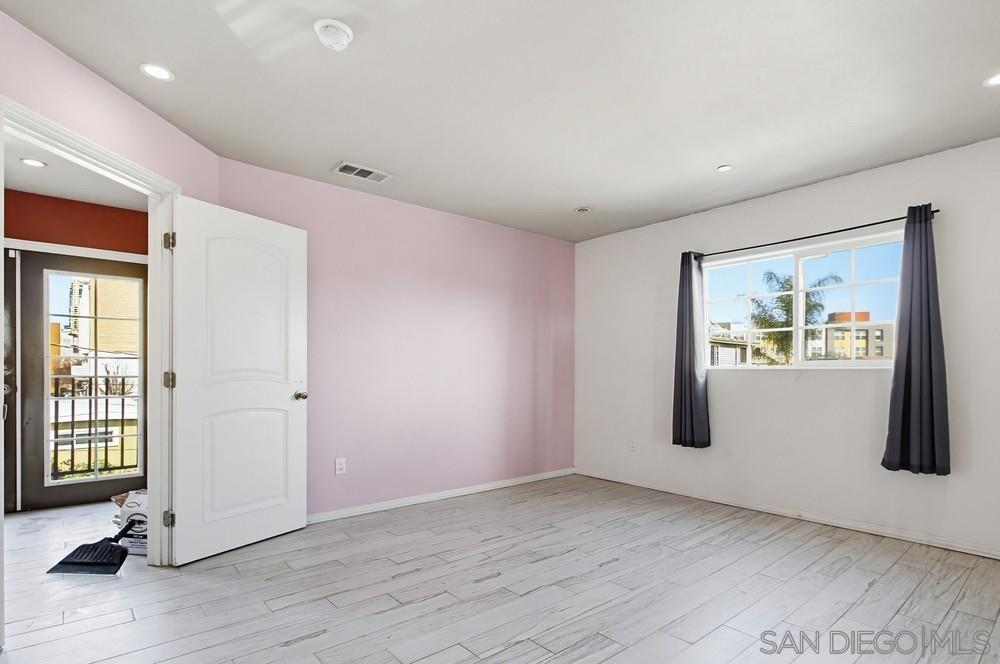 Detail Gallery Image 35 of 68 For 1859-1861  Irving Ave, San Diego,  CA 92113 - – Beds | – Baths