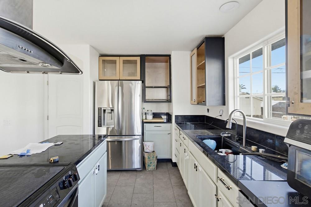 Detail Gallery Image 38 of 68 For 1859-1861  Irving Ave, San Diego,  CA 92113 - – Beds | – Baths