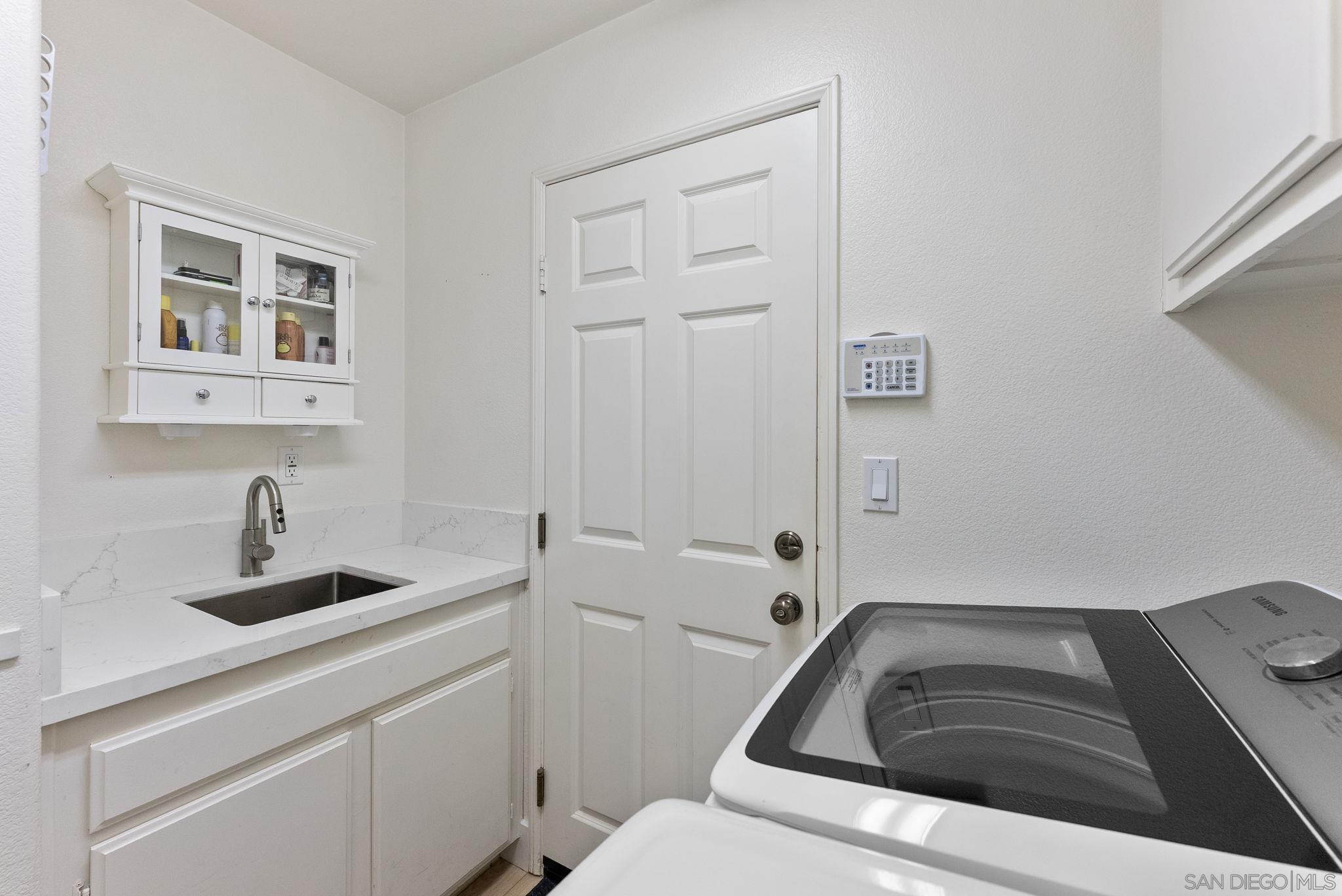 Detail Gallery Image 13 of 31 For 6029  Rancho Bravado, Carlsbad,  CA 92009 - 3 Beds | 2/1 Baths