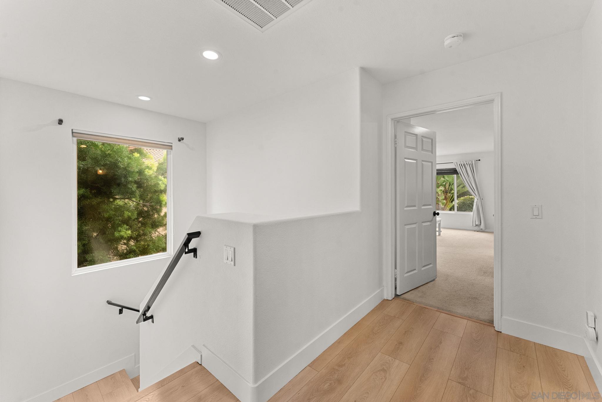 Detail Gallery Image 14 of 31 For 6029  Rancho Bravado, Carlsbad,  CA 92009 - 3 Beds | 2/1 Baths