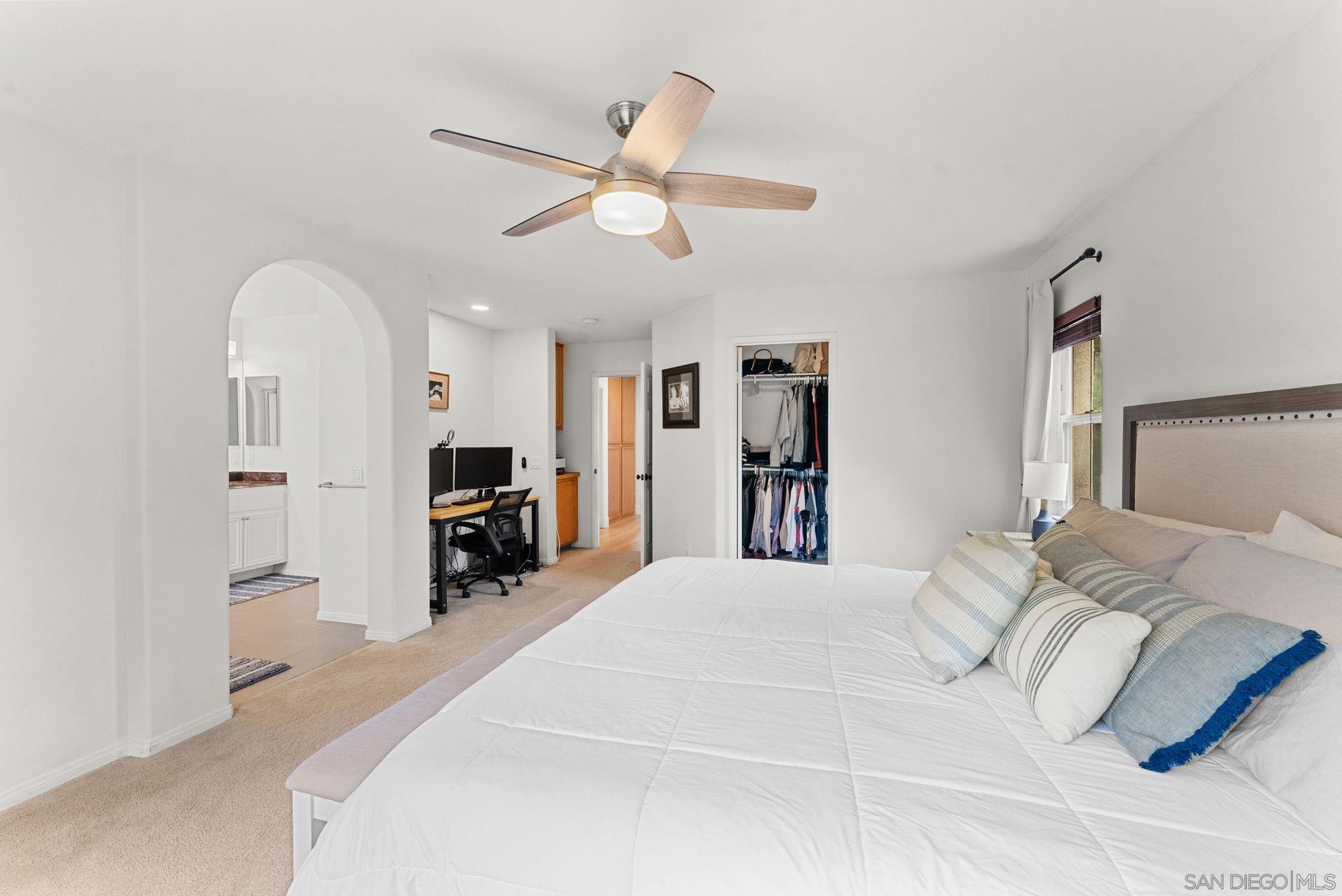 Detail Gallery Image 16 of 31 For 6029  Rancho Bravado, Carlsbad,  CA 92009 - 3 Beds | 2/1 Baths