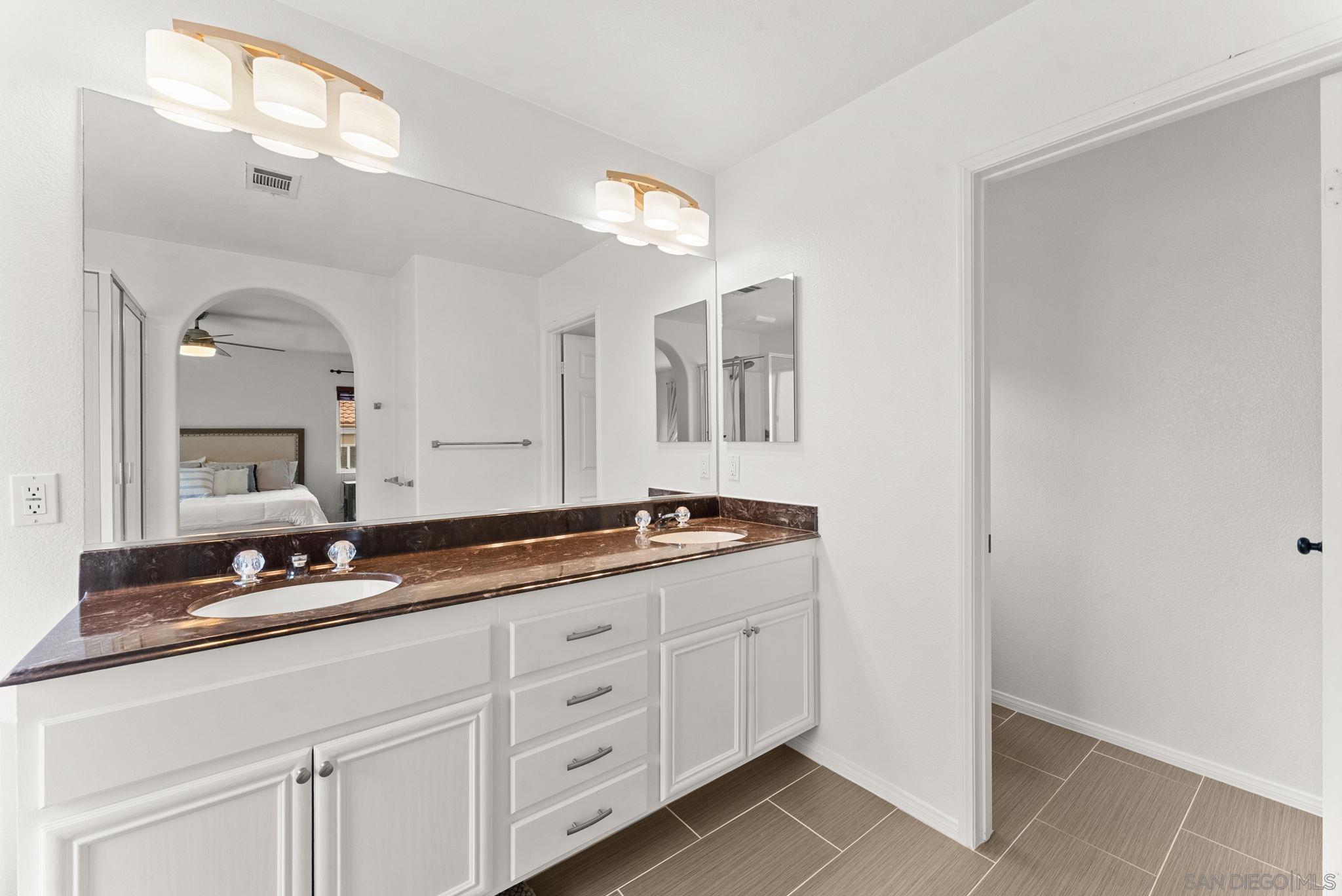 Detail Gallery Image 18 of 31 For 6029  Rancho Bravado, Carlsbad,  CA 92009 - 3 Beds | 2/1 Baths