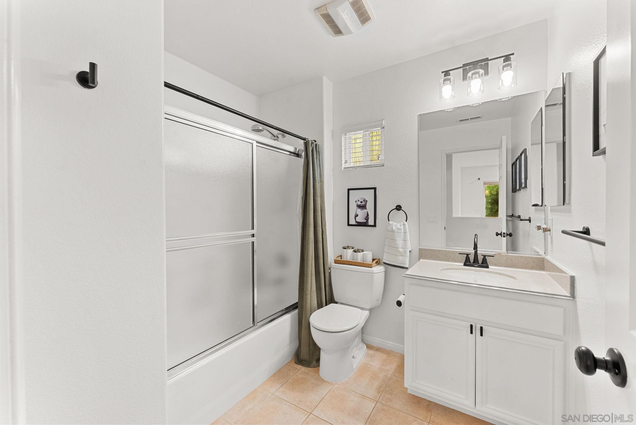 Detail Gallery Image 21 of 31 For 6029  Rancho Bravado, Carlsbad,  CA 92009 - 3 Beds | 2/1 Baths