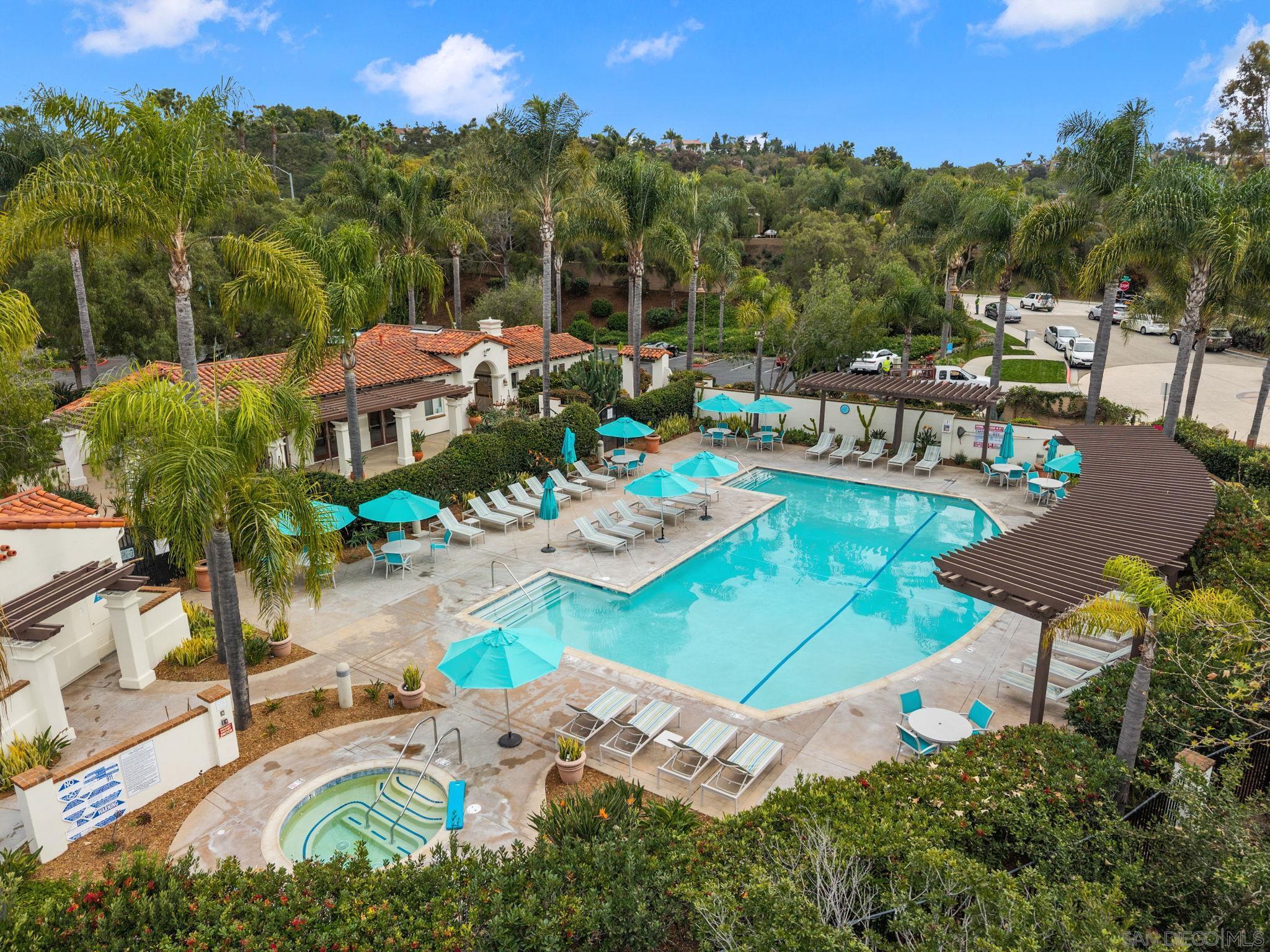 Detail Gallery Image 29 of 31 For 6029  Rancho Bravado, Carlsbad,  CA 92009 - 3 Beds | 2/1 Baths