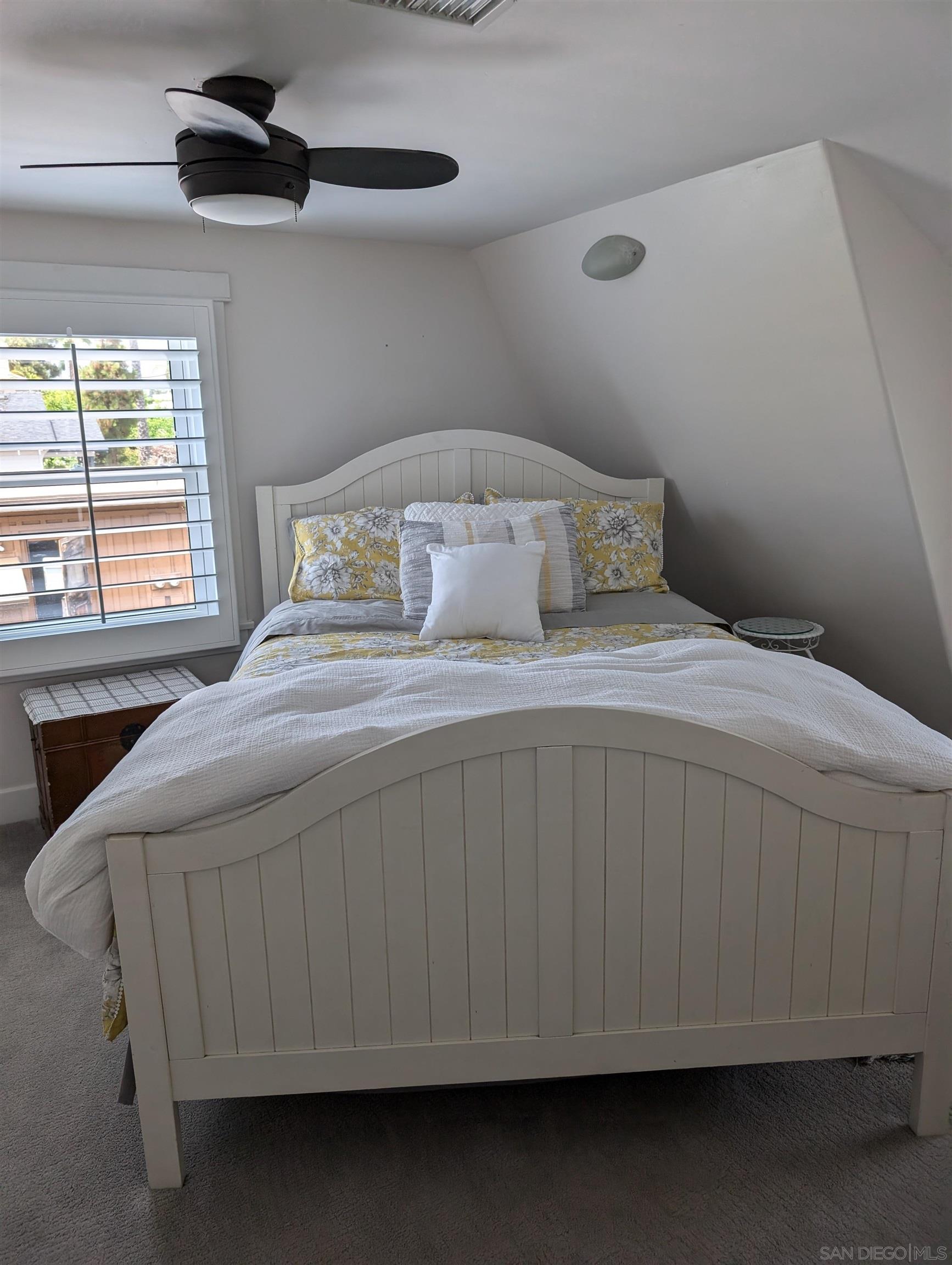 Detail Gallery Image 7 of 20 For 201 N Rios Ave, Solana Beach,  CA 92075 - 4 Beds | 3 Baths