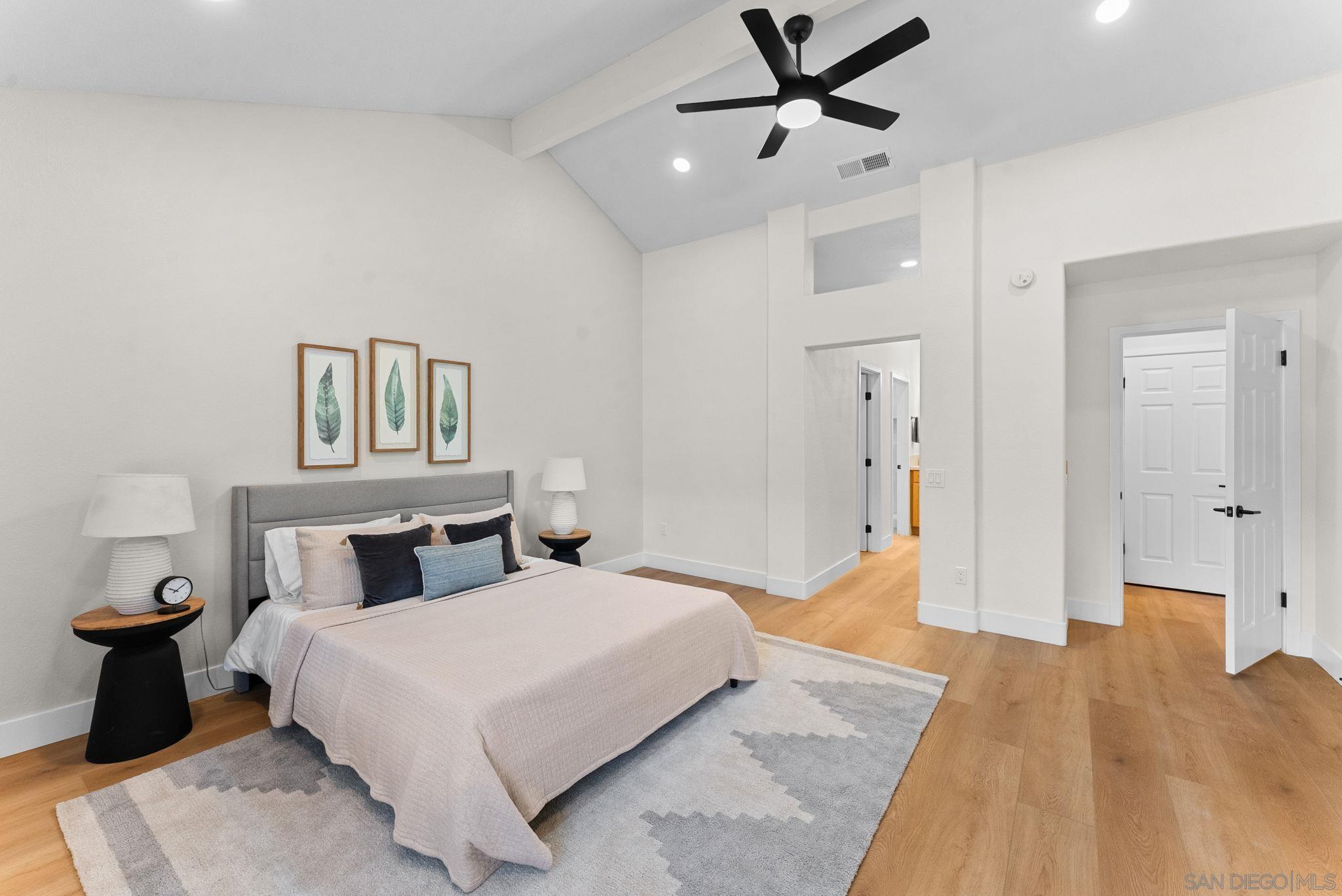 Detail Gallery Image 15 of 31 For 4676  Barcelona Way, Oceanside,  CA 92056 - 3 Beds | 2 Baths