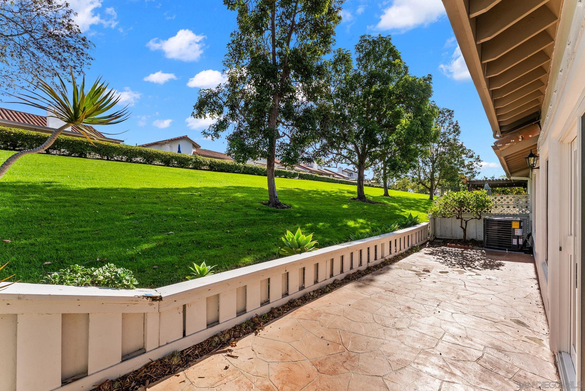 Detail Gallery Image 26 of 31 For 4676  Barcelona Way, Oceanside,  CA 92056 - 3 Beds | 2 Baths