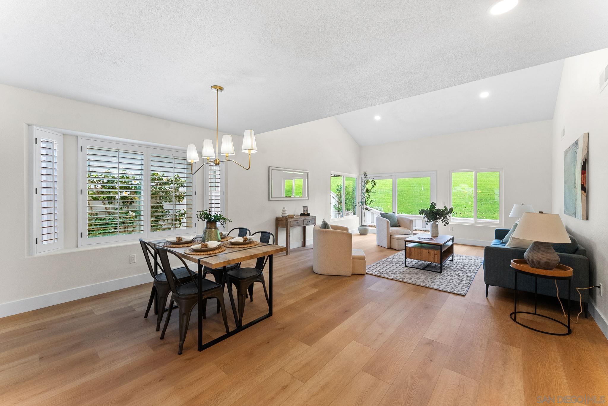 Detail Gallery Image 6 of 31 For 4676  Barcelona Way, Oceanside,  CA 92056 - 3 Beds | 2 Baths