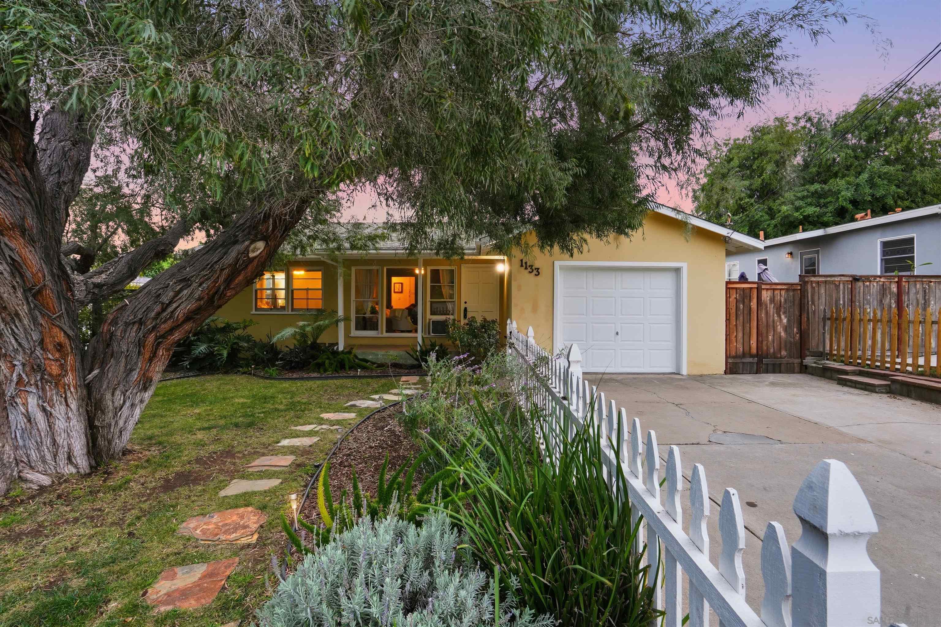 Front Image Thumbnail for SD260003521