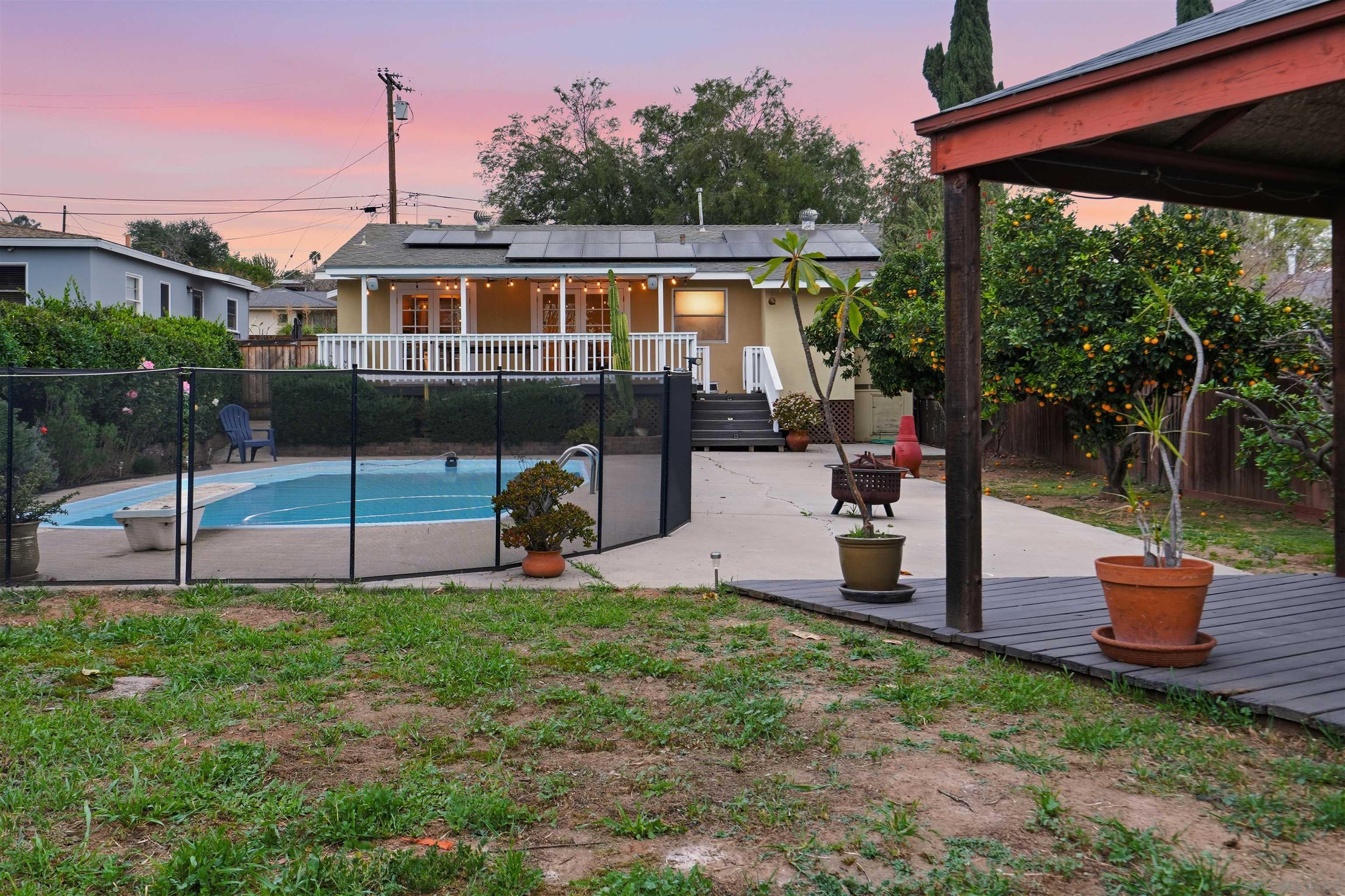 Detail Gallery Image 4 of 24 For 1133 W 13th Ave, Escondido,  CA 92025 - 3 Beds | 2 Baths