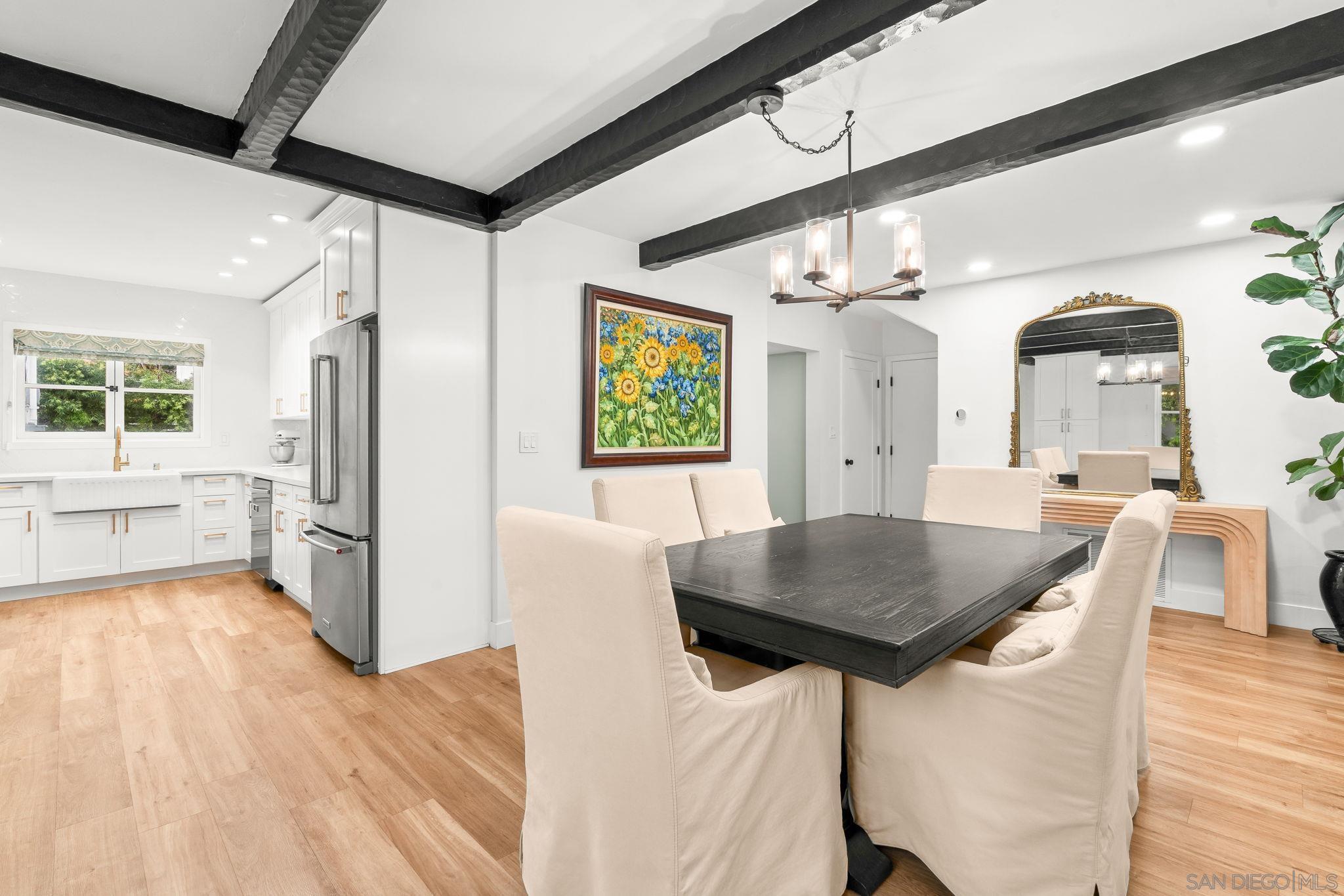 Detail Gallery Image 20 of 65 For 2318  Plum St, San Diego,  CA 92106 - 4 Beds | 4/1 Baths