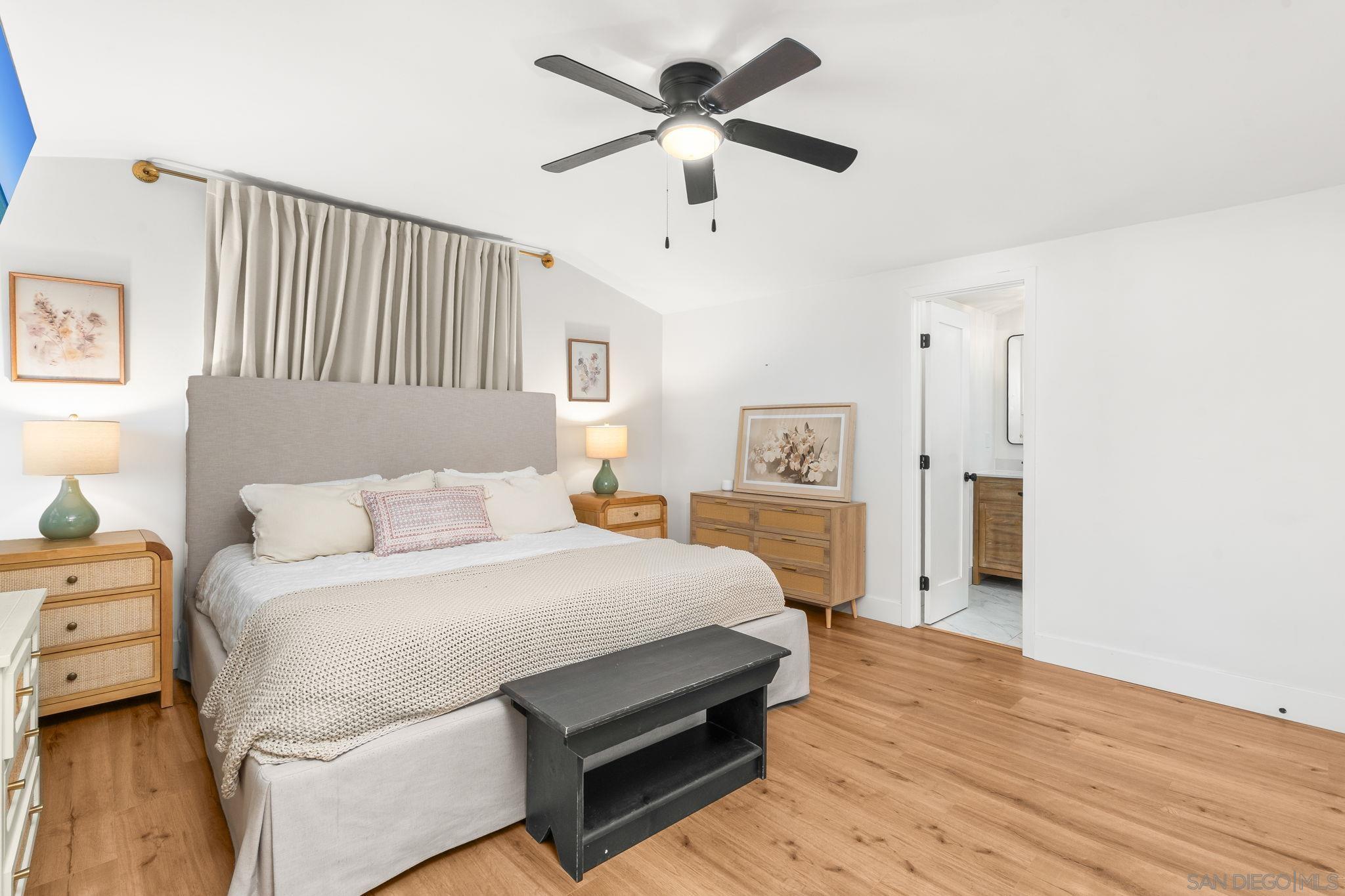 Detail Gallery Image 35 of 65 For 2318  Plum St, San Diego,  CA 92106 - 4 Beds | 4/1 Baths