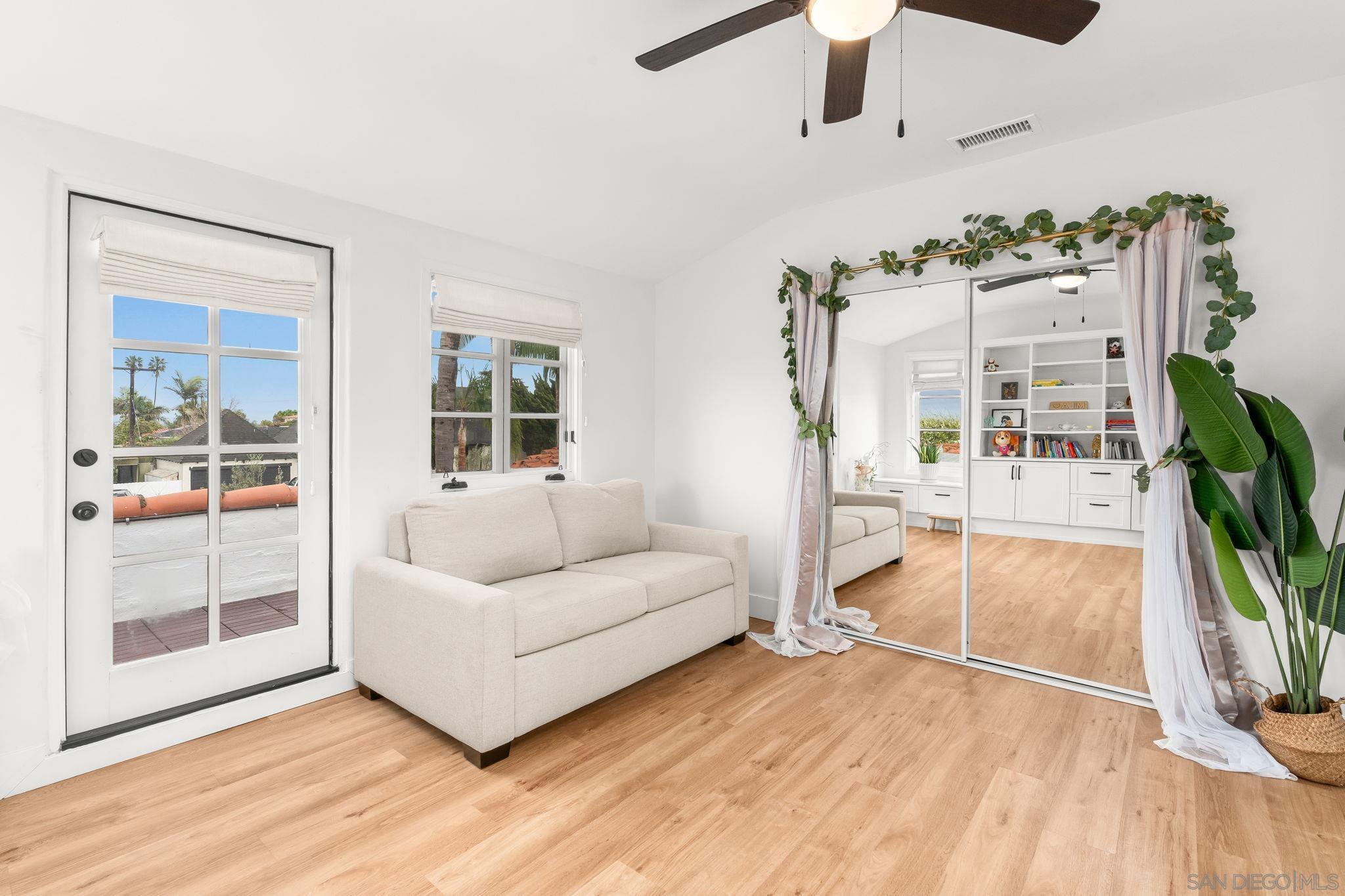 Detail Gallery Image 40 of 65 For 2318  Plum St, San Diego,  CA 92106 - 4 Beds | 4/1 Baths