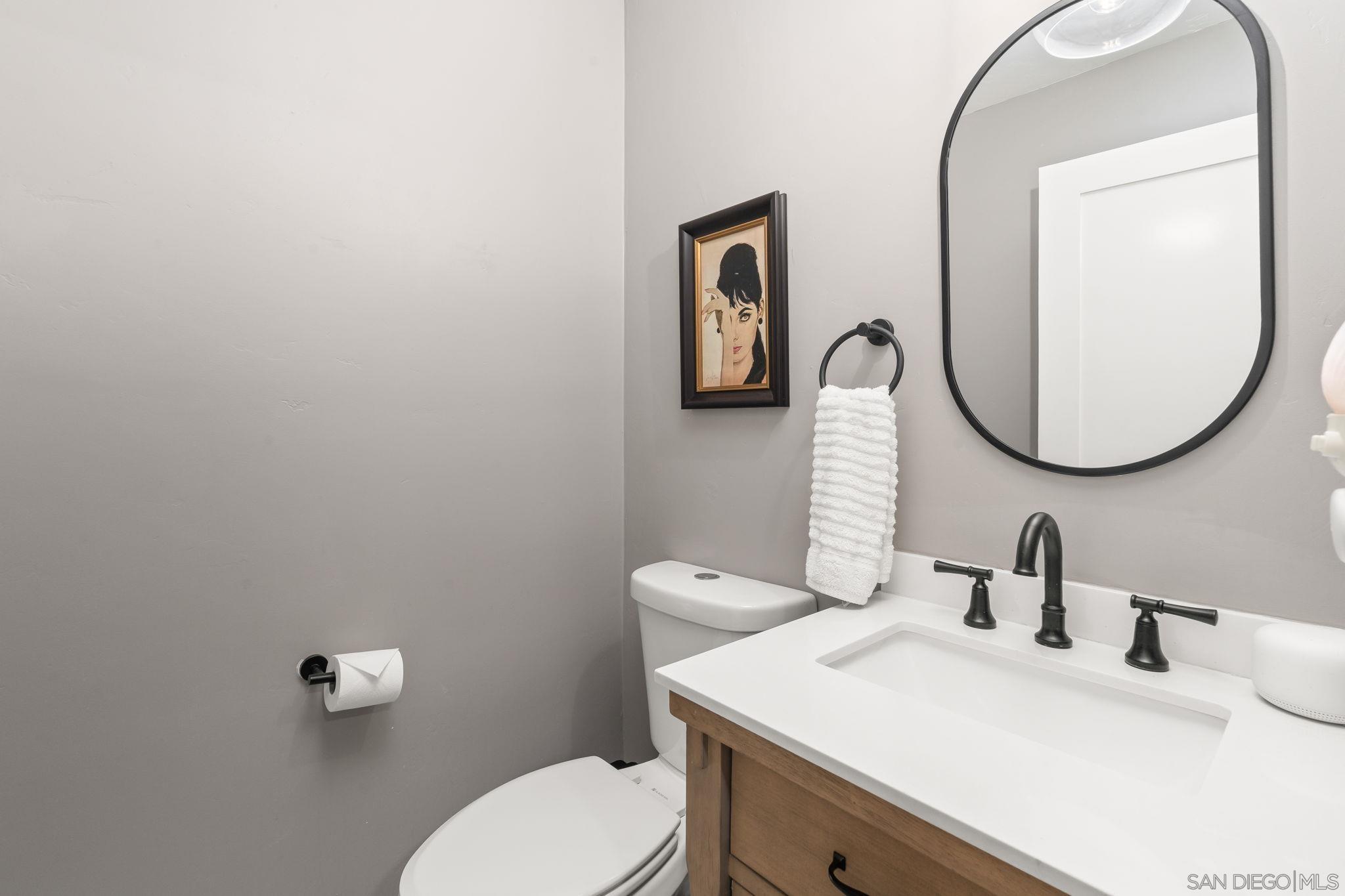 Detail Gallery Image 41 of 65 For 2318  Plum St, San Diego,  CA 92106 - 4 Beds | 4/1 Baths