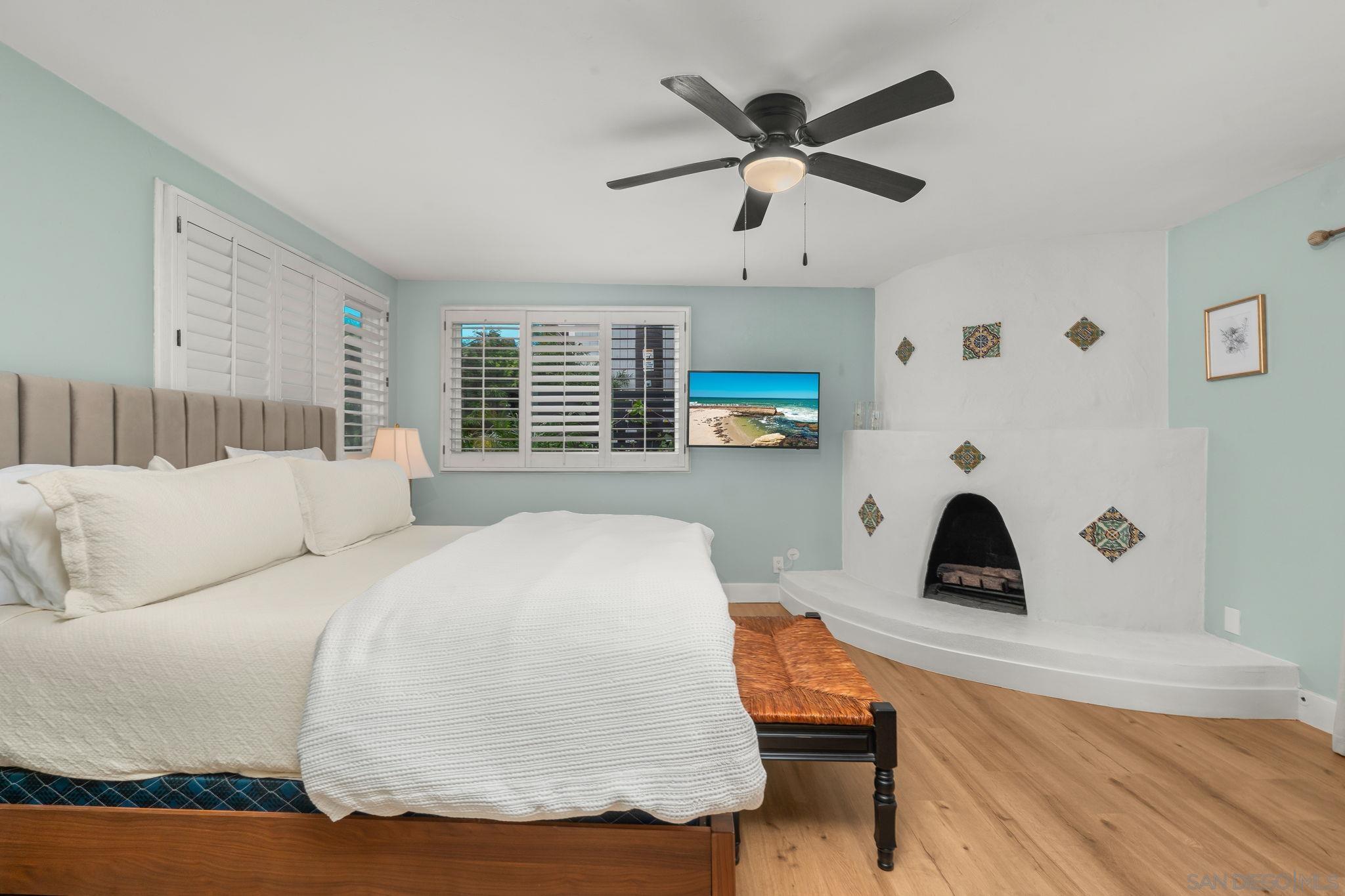 Detail Gallery Image 44 of 65 For 2318  Plum St, San Diego,  CA 92106 - 4 Beds | 4/1 Baths