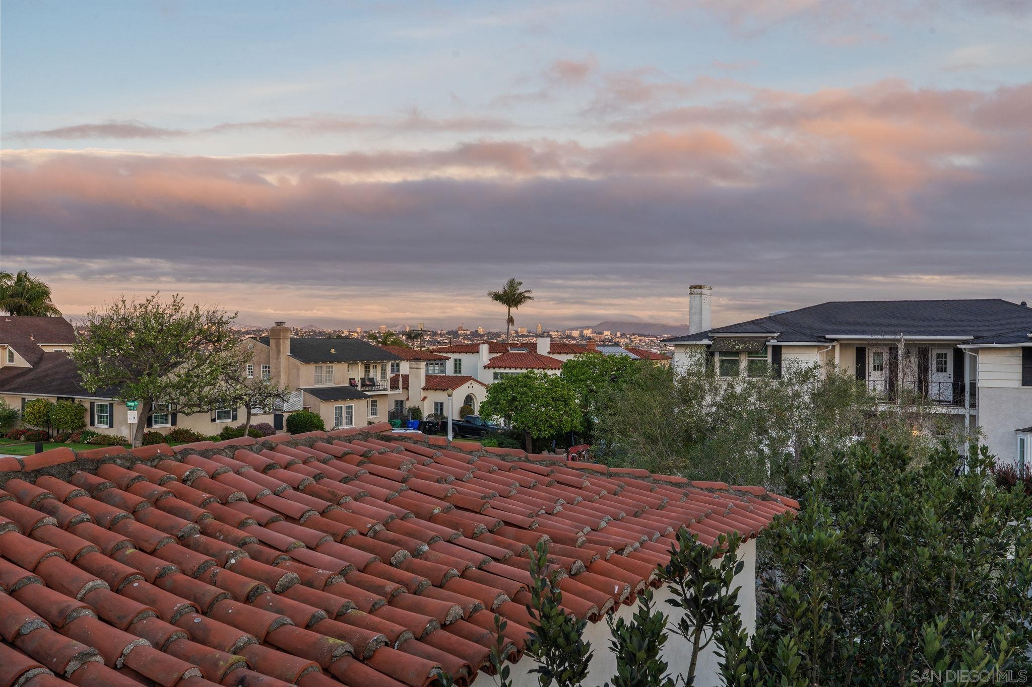 Detail Gallery Image 51 of 65 For 2318  Plum St, San Diego,  CA 92106 - 4 Beds | 4/1 Baths