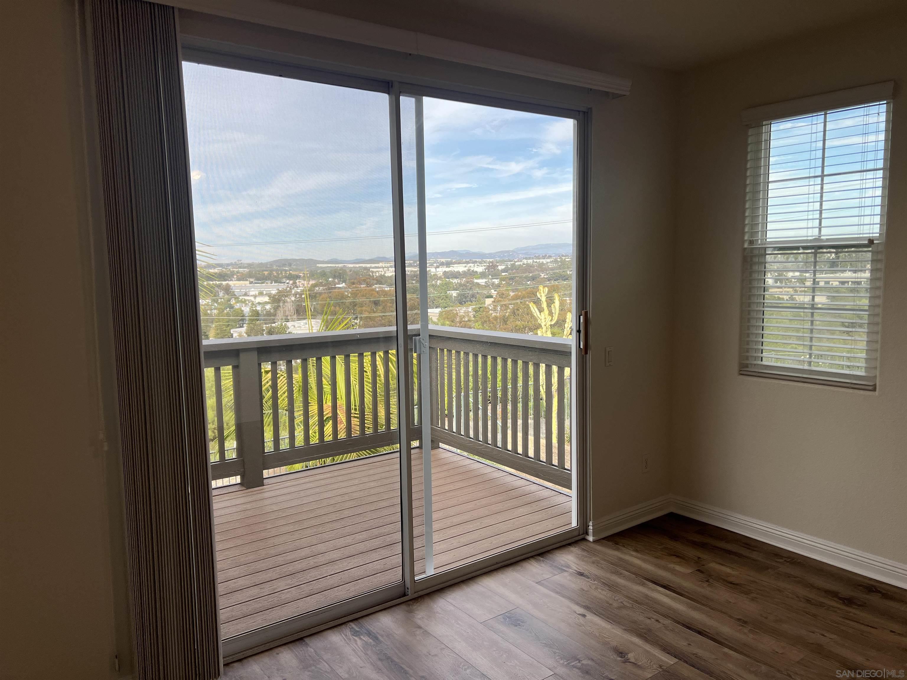 Detail Gallery Image 25 of 46 For 1736  Bluebird, Carlsbad,  CA 92011 - 2 Beds | 2/1 Baths