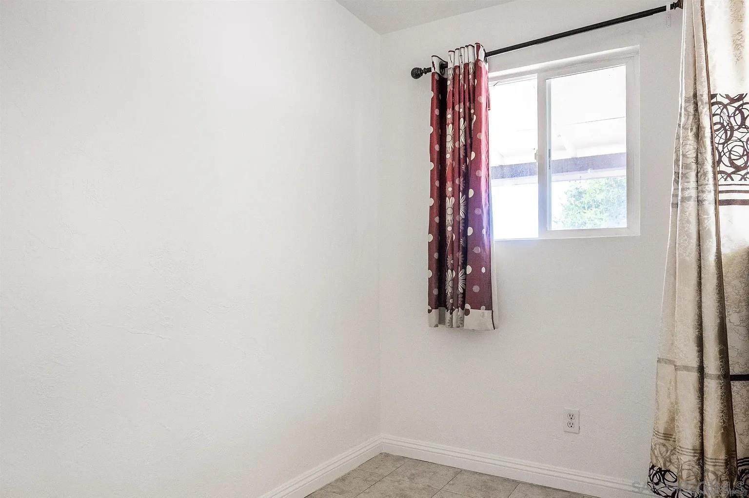 Detail Gallery Image 16 of 19 For 3416  Winlow St, San Diego,  CA 92105 - 3 Beds | 2 Baths