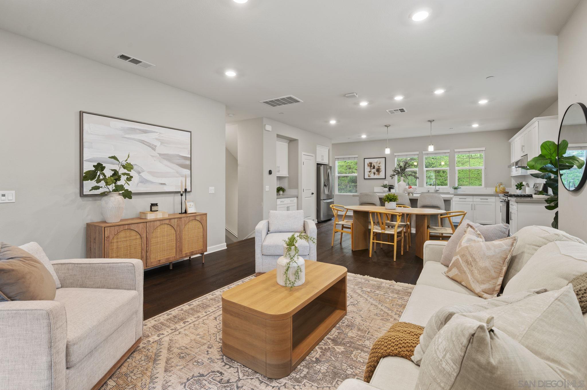 Detail Gallery Image 12 of 52 For 11036  Bryce Way, San Diego,  CA 92129 - 3 Beds | 3/1 Baths