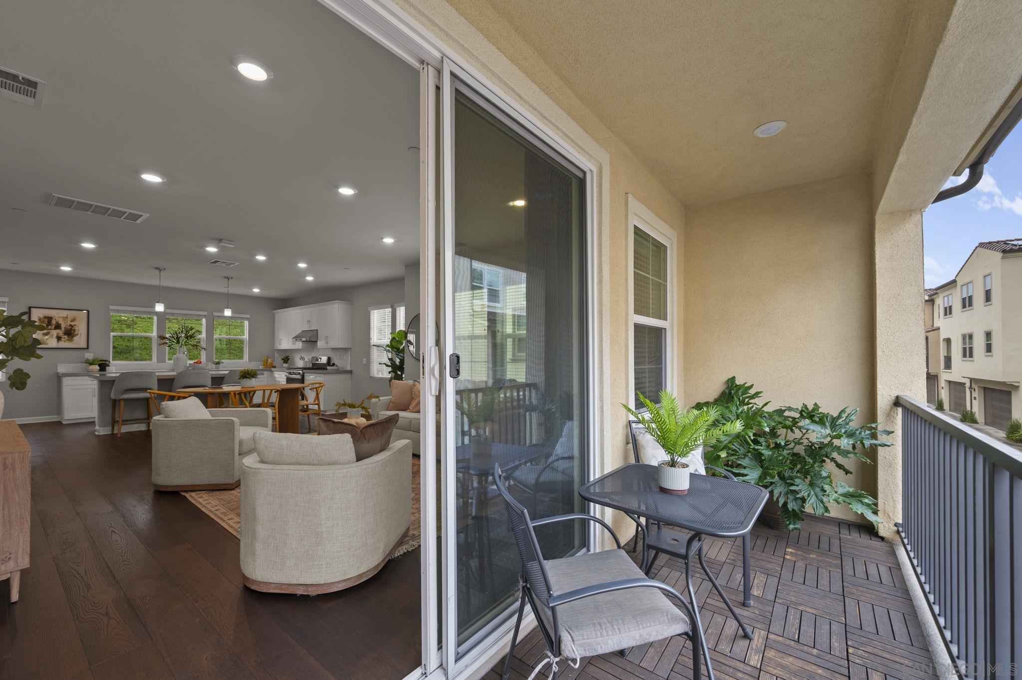 Detail Gallery Image 21 of 52 For 11036  Bryce Way, San Diego,  CA 92129 - 3 Beds | 3/1 Baths