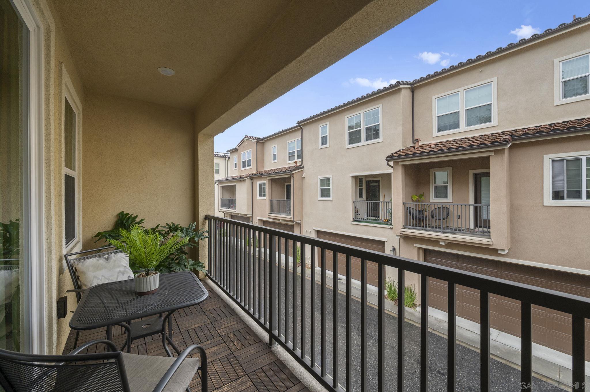 Detail Gallery Image 22 of 52 For 11036  Bryce Way, San Diego,  CA 92129 - 3 Beds | 3/1 Baths