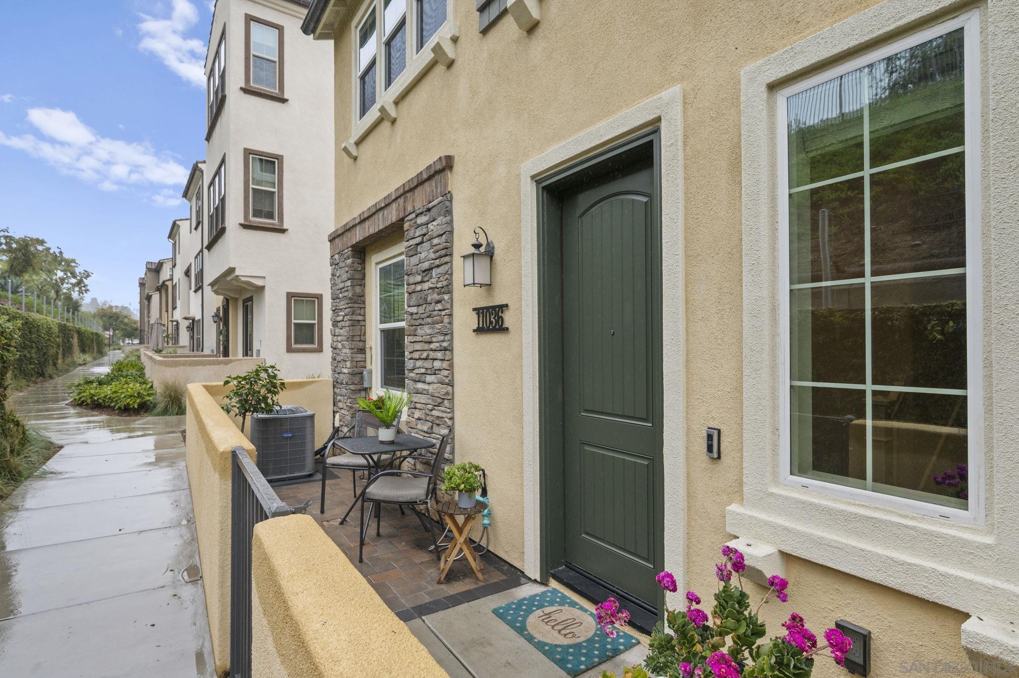 Detail Gallery Image 4 of 52 For 11036  Bryce Way, San Diego,  CA 92129 - 3 Beds | 3/1 Baths