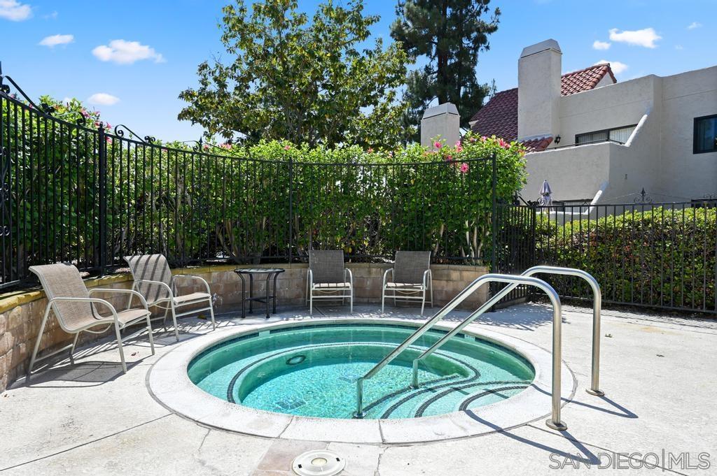 Detail Gallery Image 35 of 43 For 17915  Caminito Pinero  266, San Diego,  CA 92128 - 2 Beds | 2 Baths