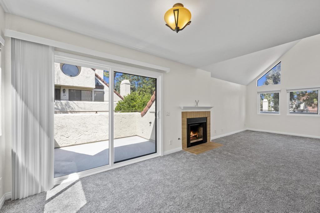 Detail Gallery Image 10 of 43 For 17915  Caminito Pinero  266, San Diego,  CA 92128 - 2 Beds | 2 Baths