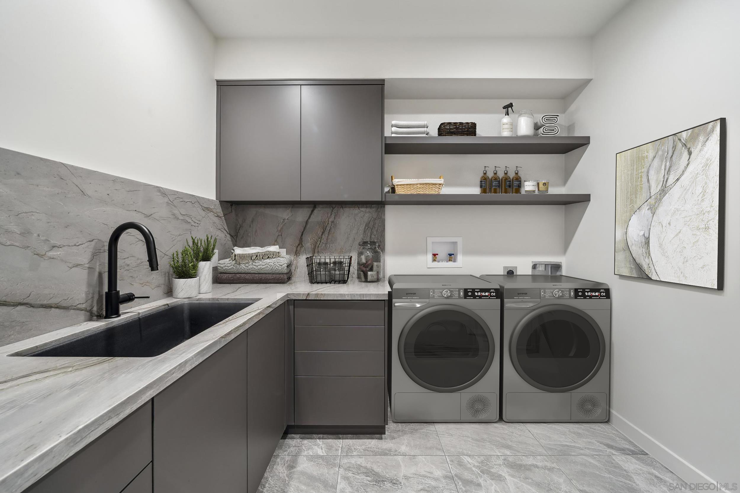 Detail Gallery Image 37 of 47 For 2035  Evergreen, San Diego,  CA 92106 - 4 Beds | 3/1 Baths