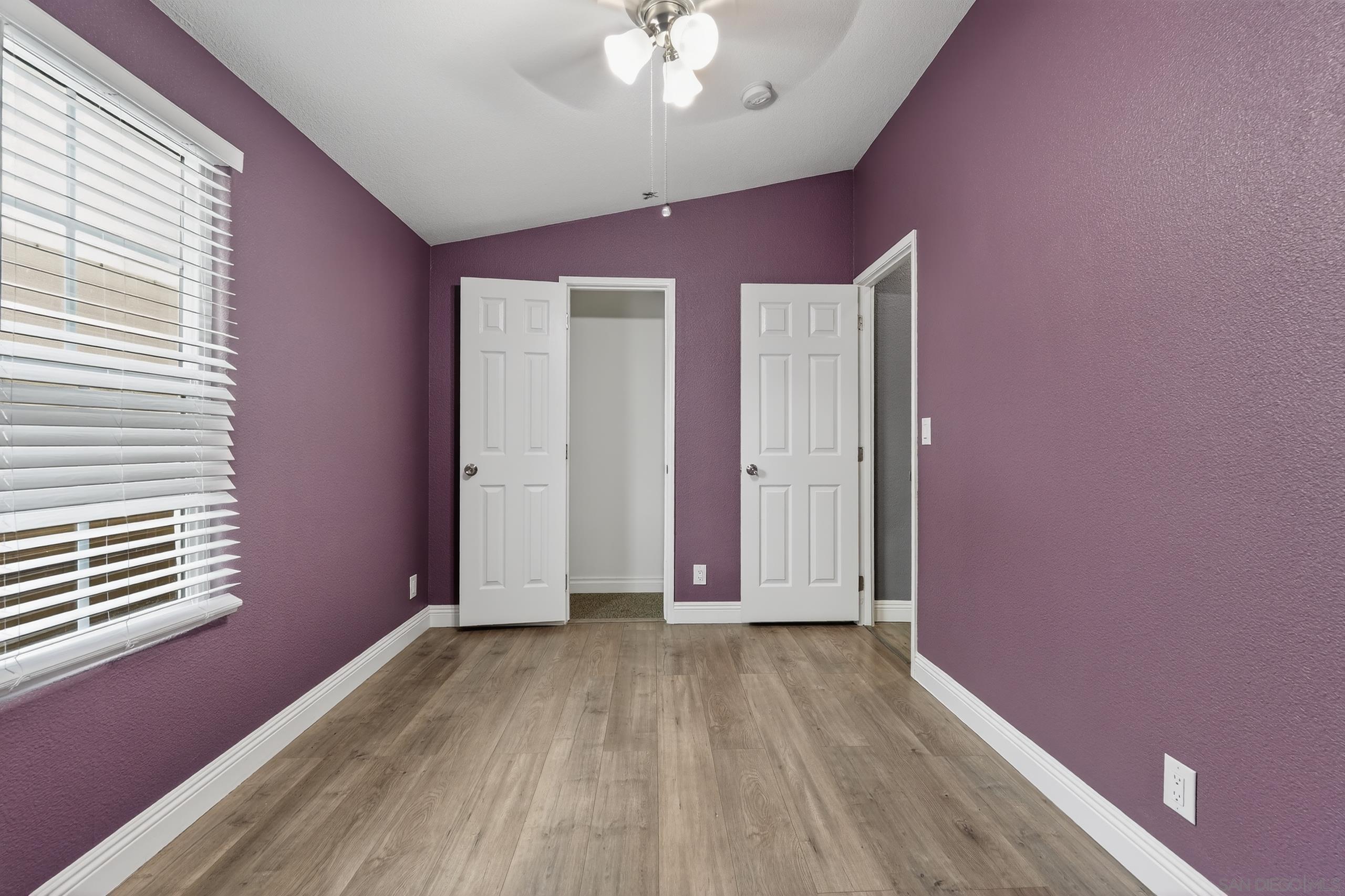 Detail Gallery Image 16 of 21 For 220  Camino Corto  Spc 100,  Vista,  CA 92083 - 5 Beds | 2 Baths