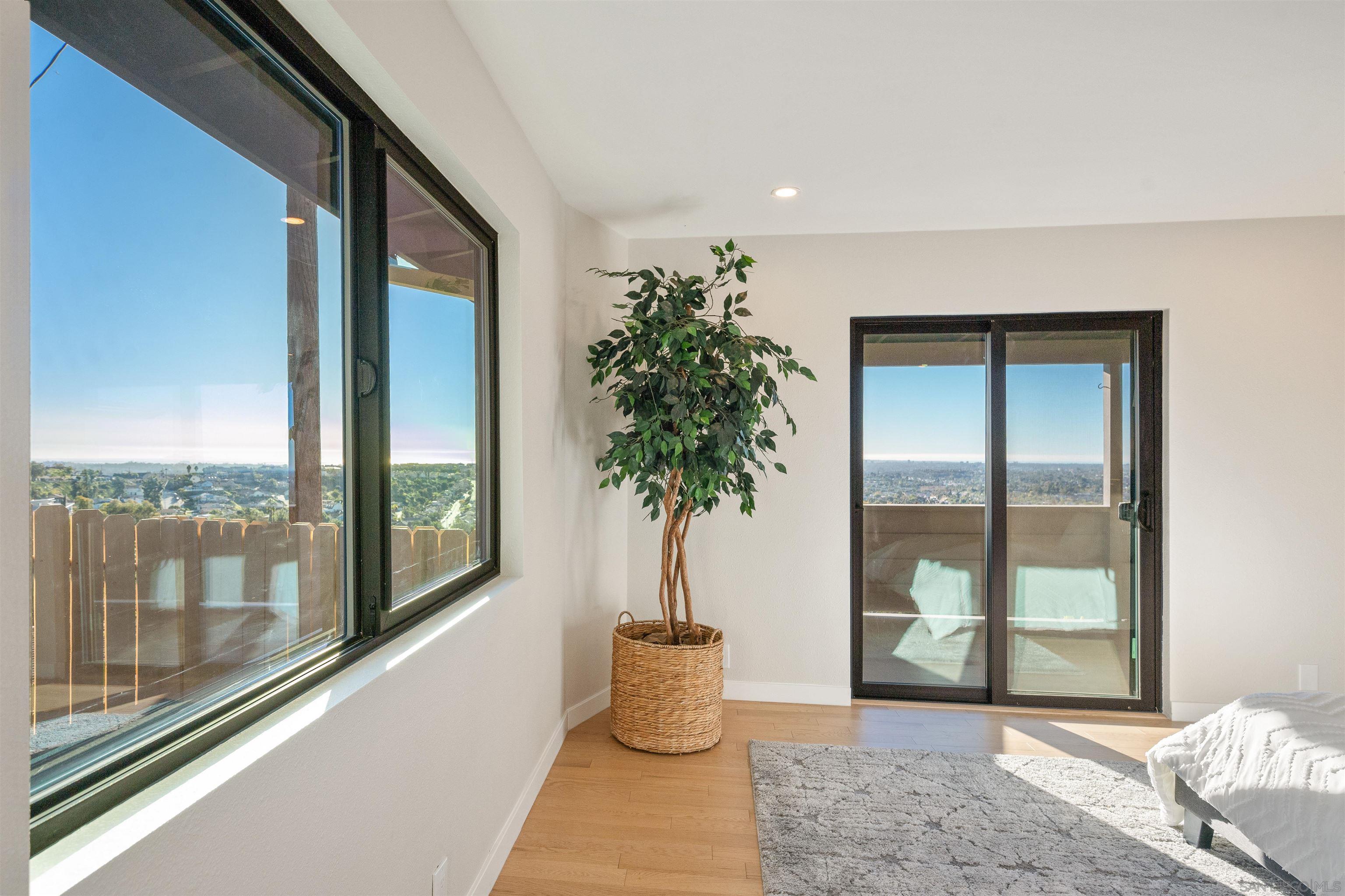 Detail Gallery Image 16 of 24 For 4303  Sheldon Dr, La Mesa,  CA 91941 - 3 Beds | 2 Baths