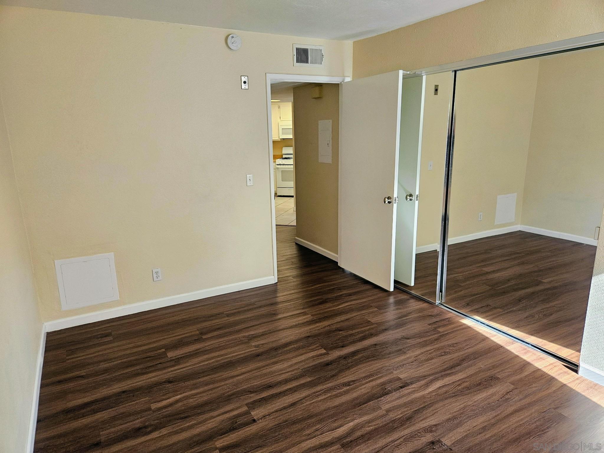 Detail Gallery Image 21 of 40 For 2962  Alanwood Ct., Spring Valley,  CA 91978 - 1 Beds | 1 Baths