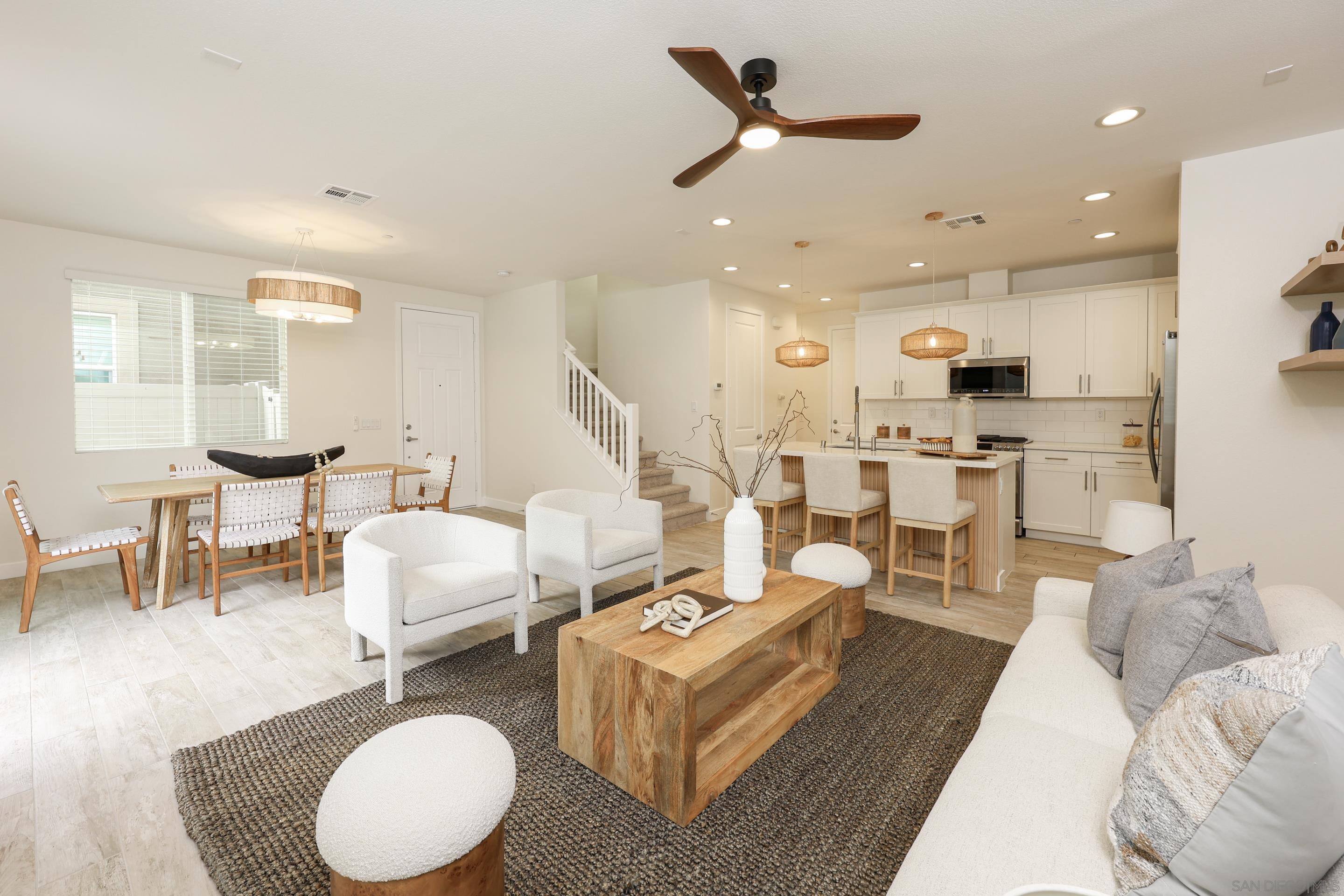 Detail Gallery Image 13 of 57 For 3269  Vestra Way, Carlsbad,  CA 92010 - 3 Beds | 2/1 Baths